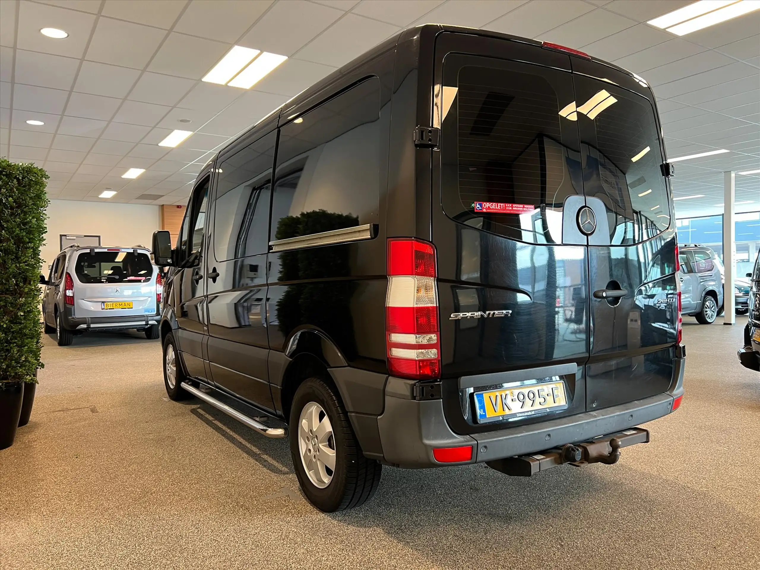 Mercedes-Benz - Sprinter