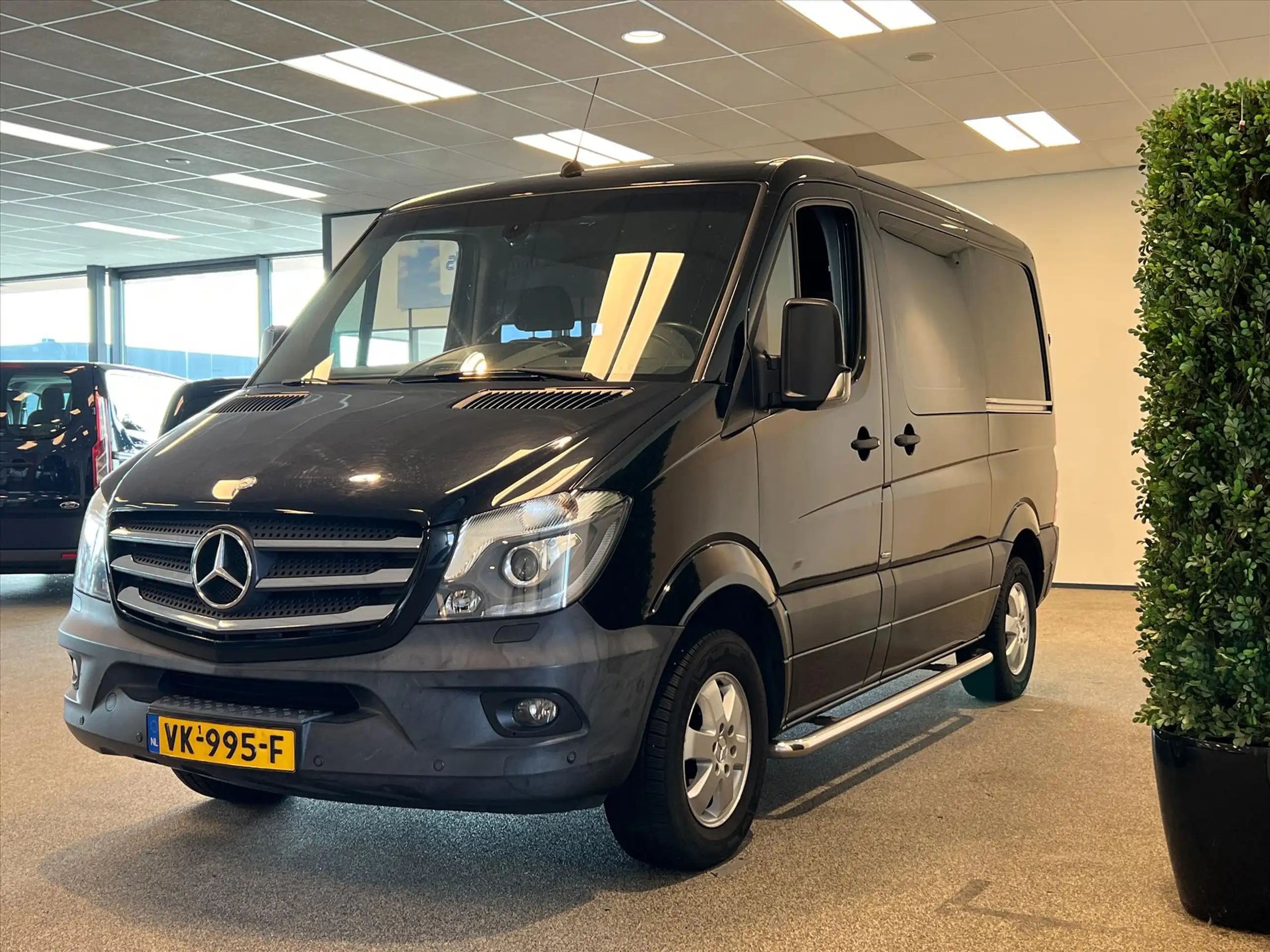 Mercedes-Benz - Sprinter