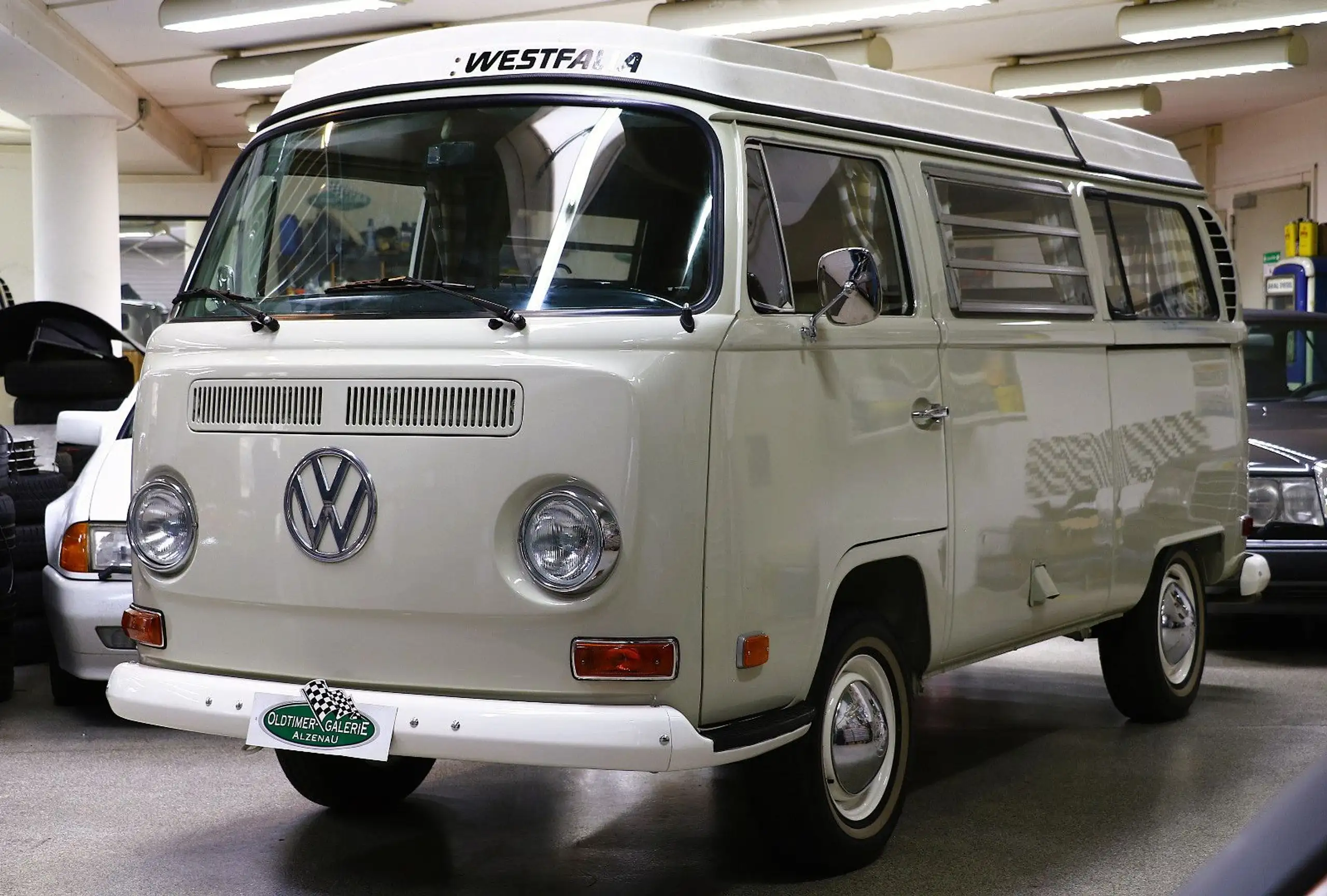 Volkswagen - T2