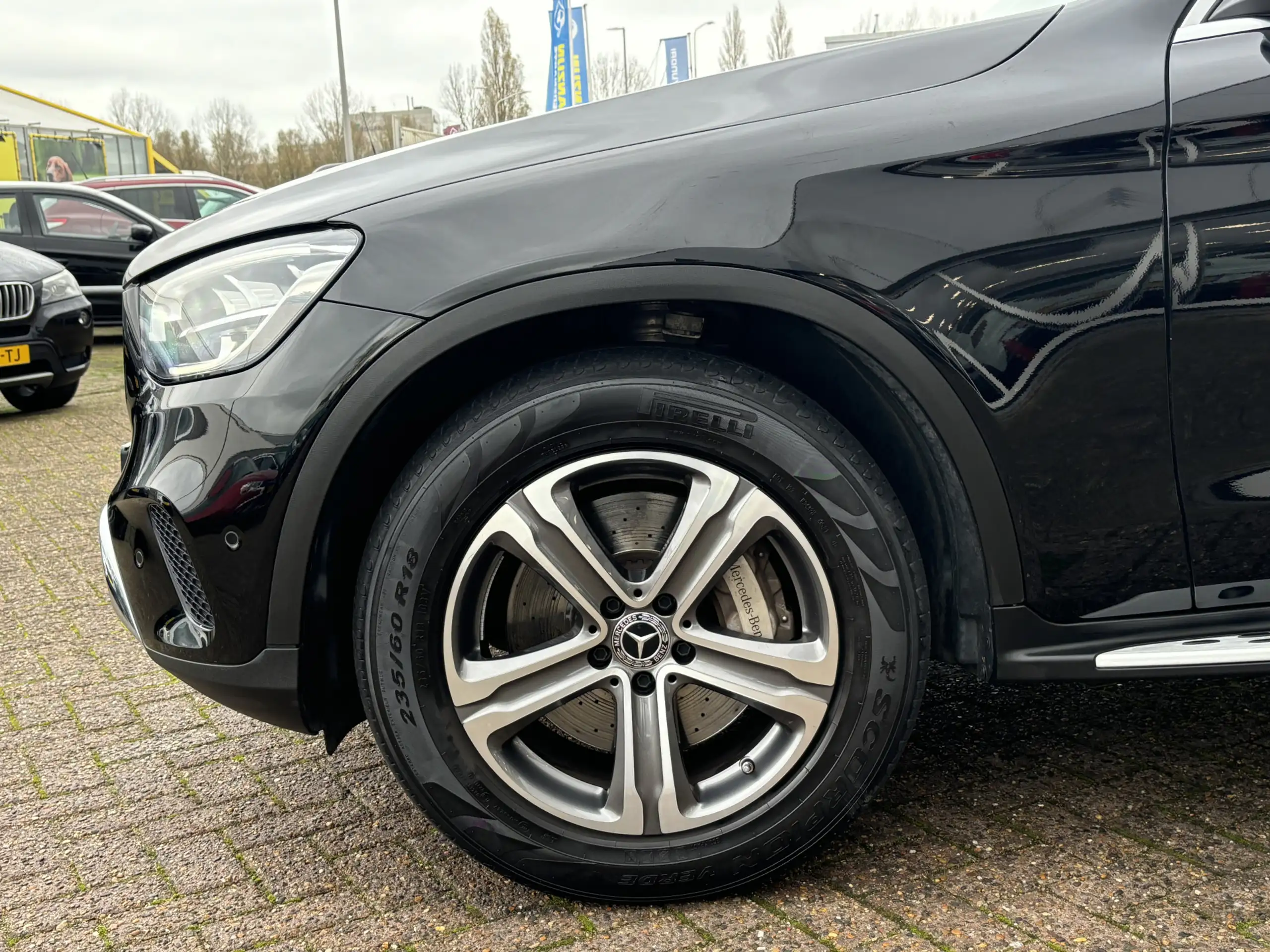 Mercedes-Benz - GLC 300