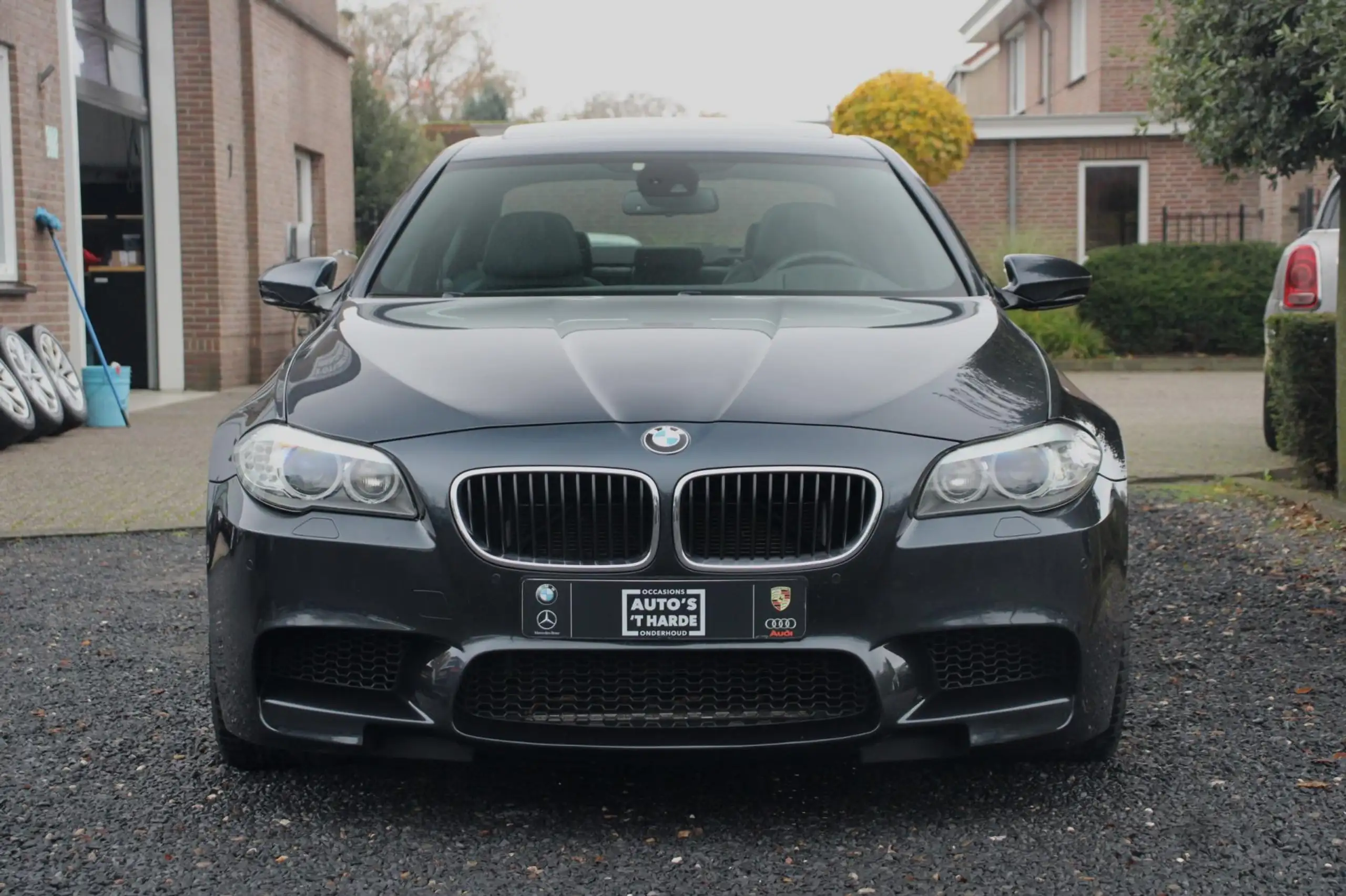 BMW - M5