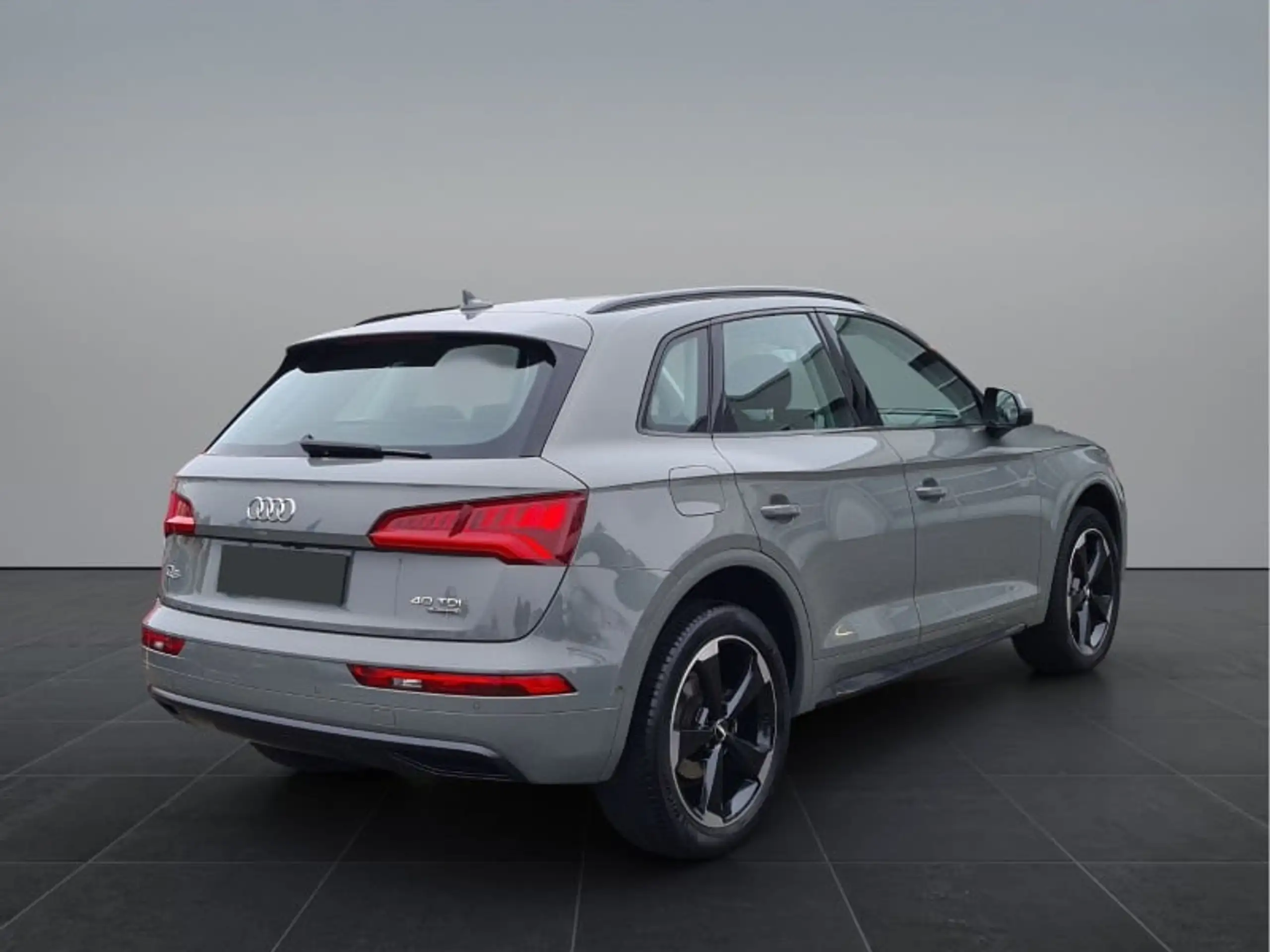 Audi - Q5