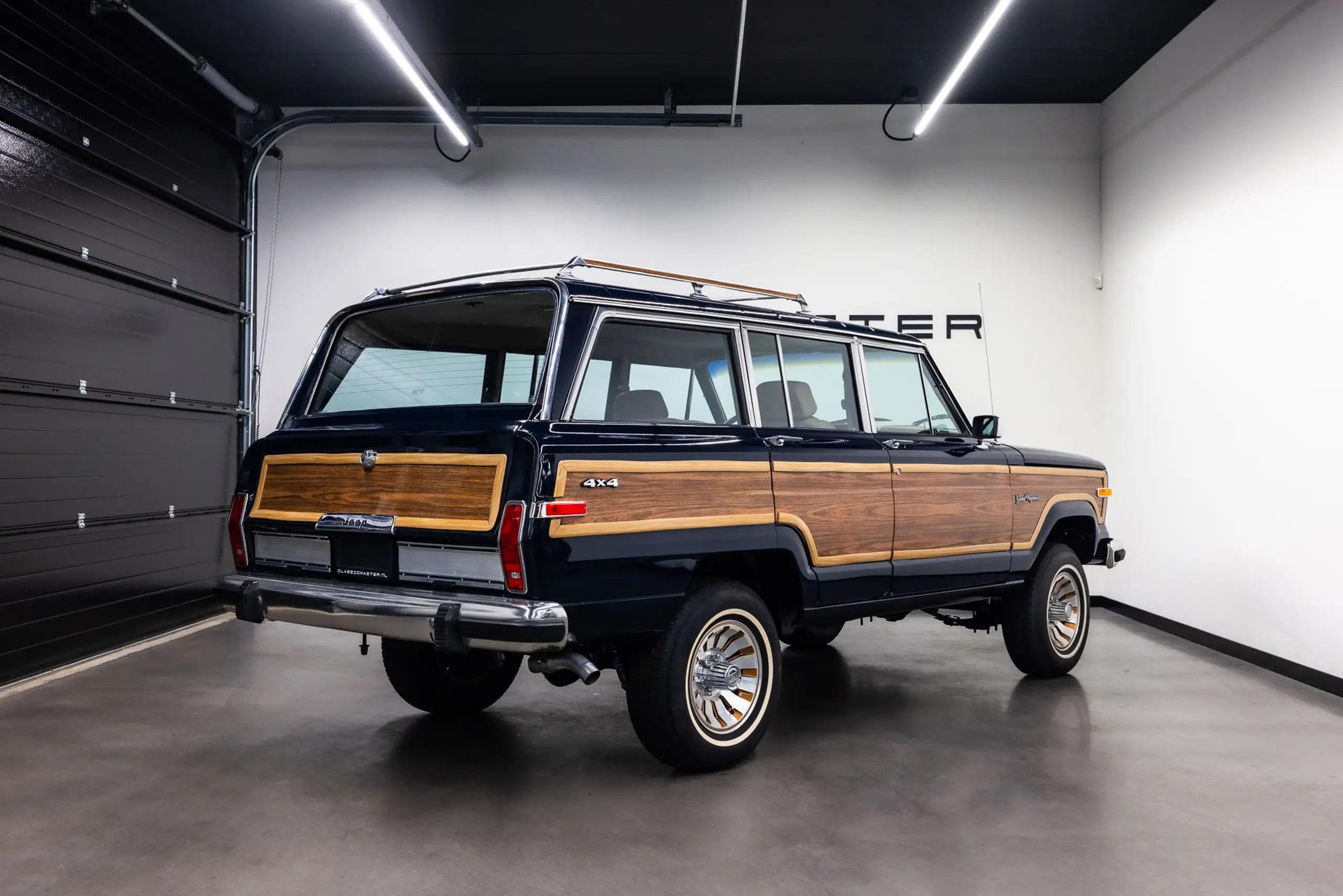 Jeep - Wagoneer