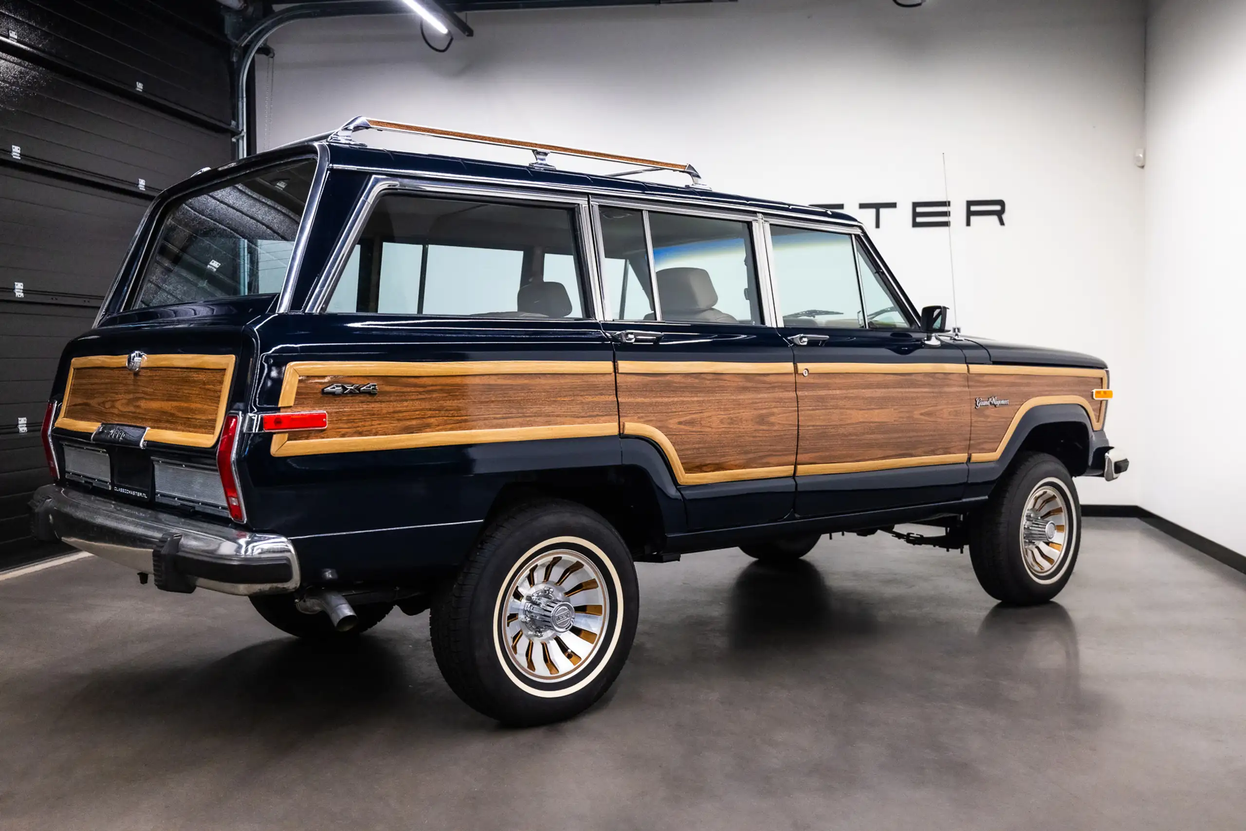 Jeep - Wagoneer