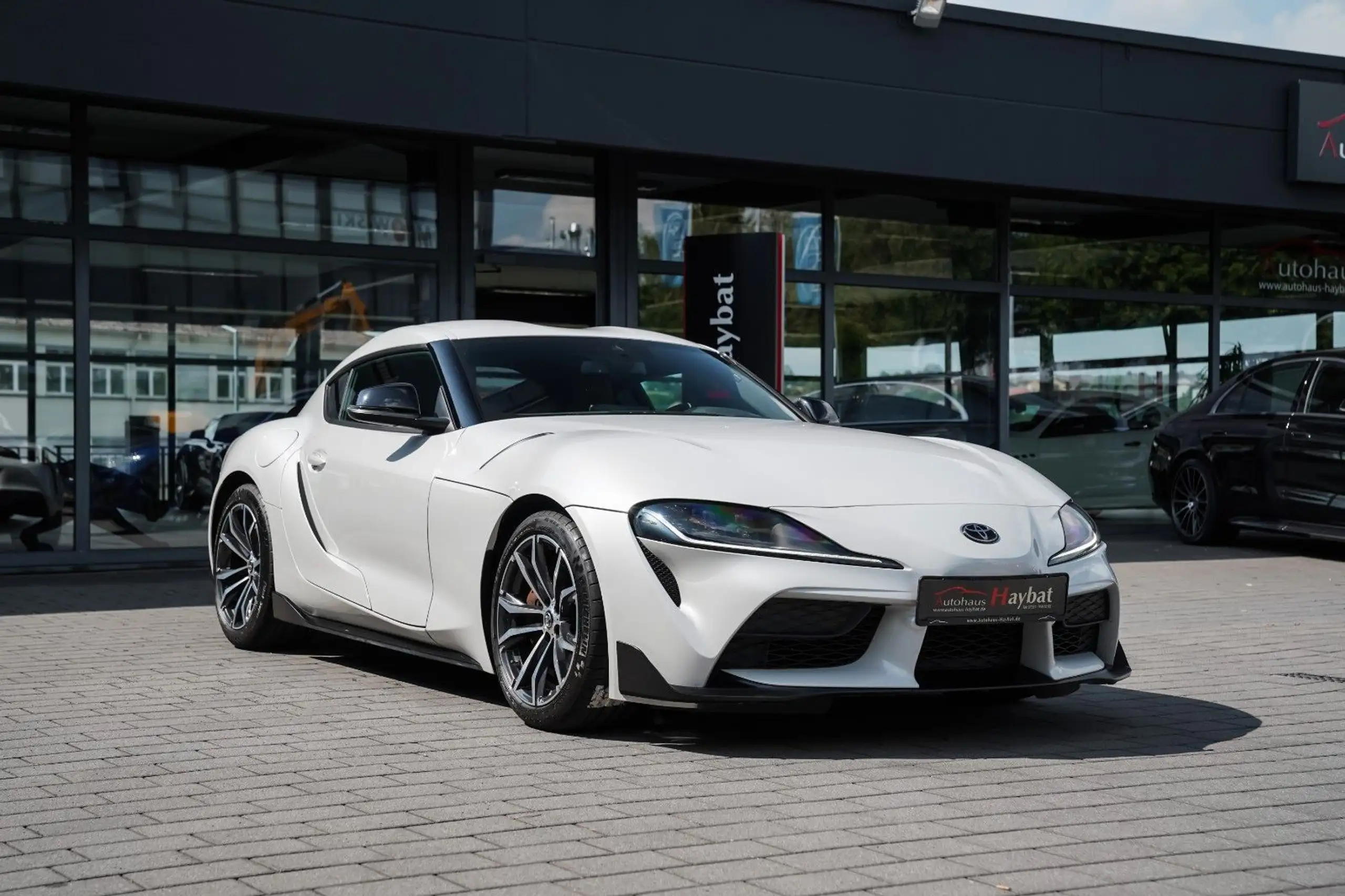 Toyota - Supra