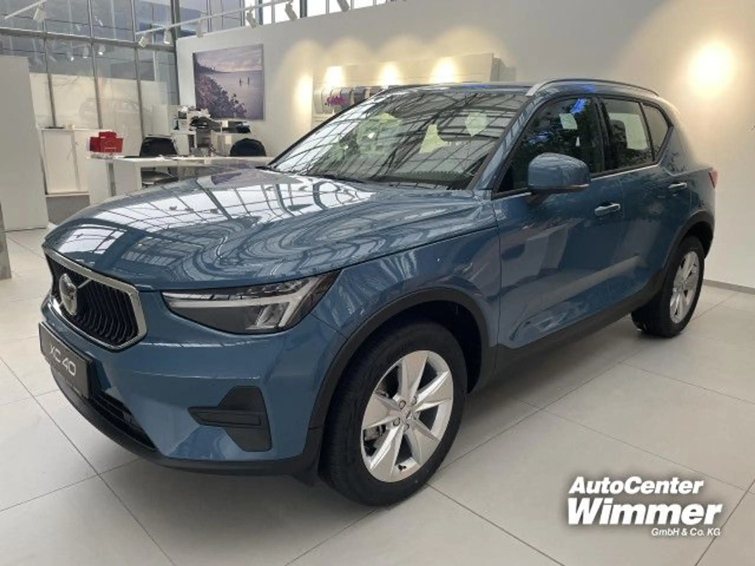 Volvo - XC40