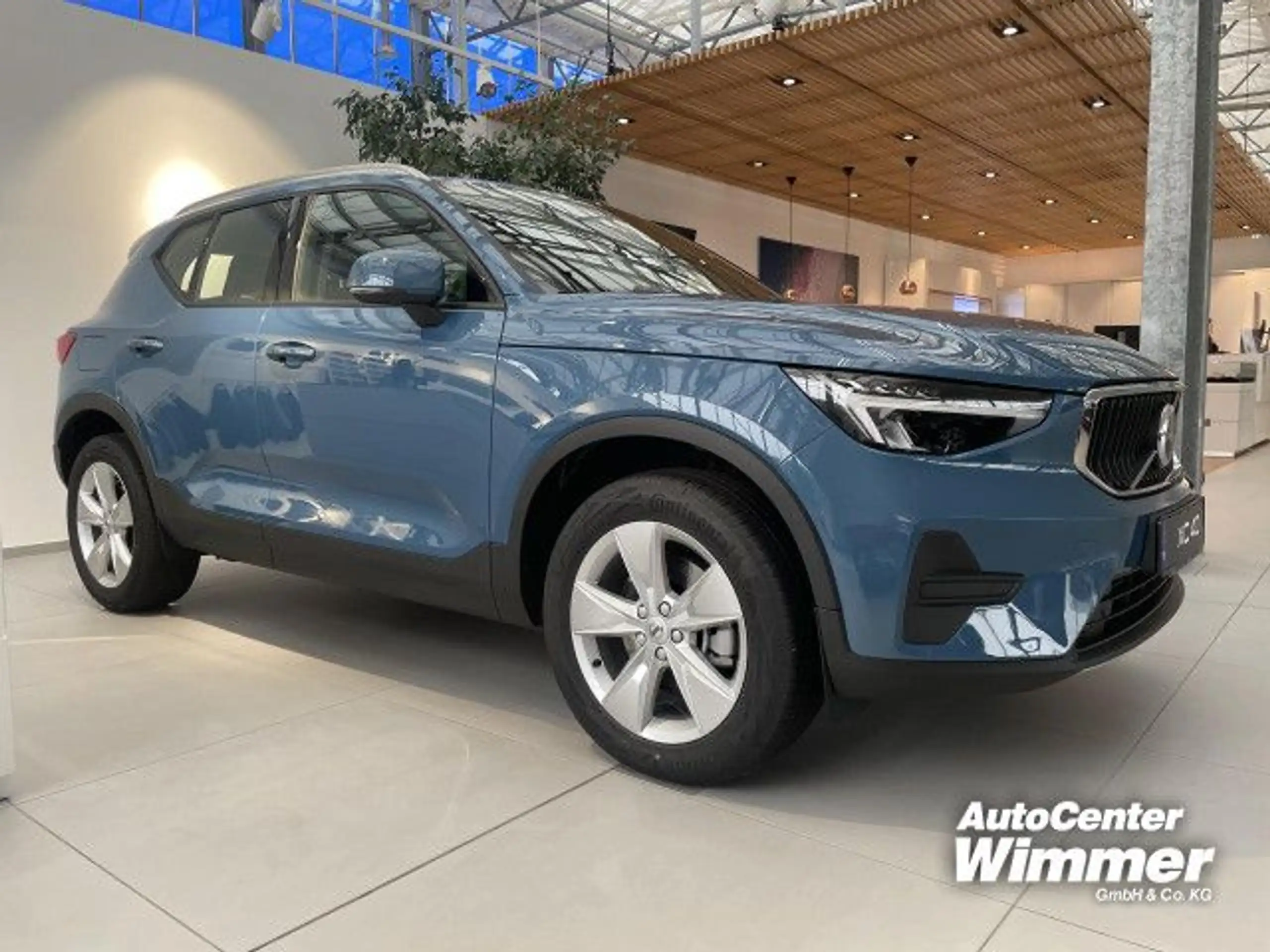 Volvo - XC40