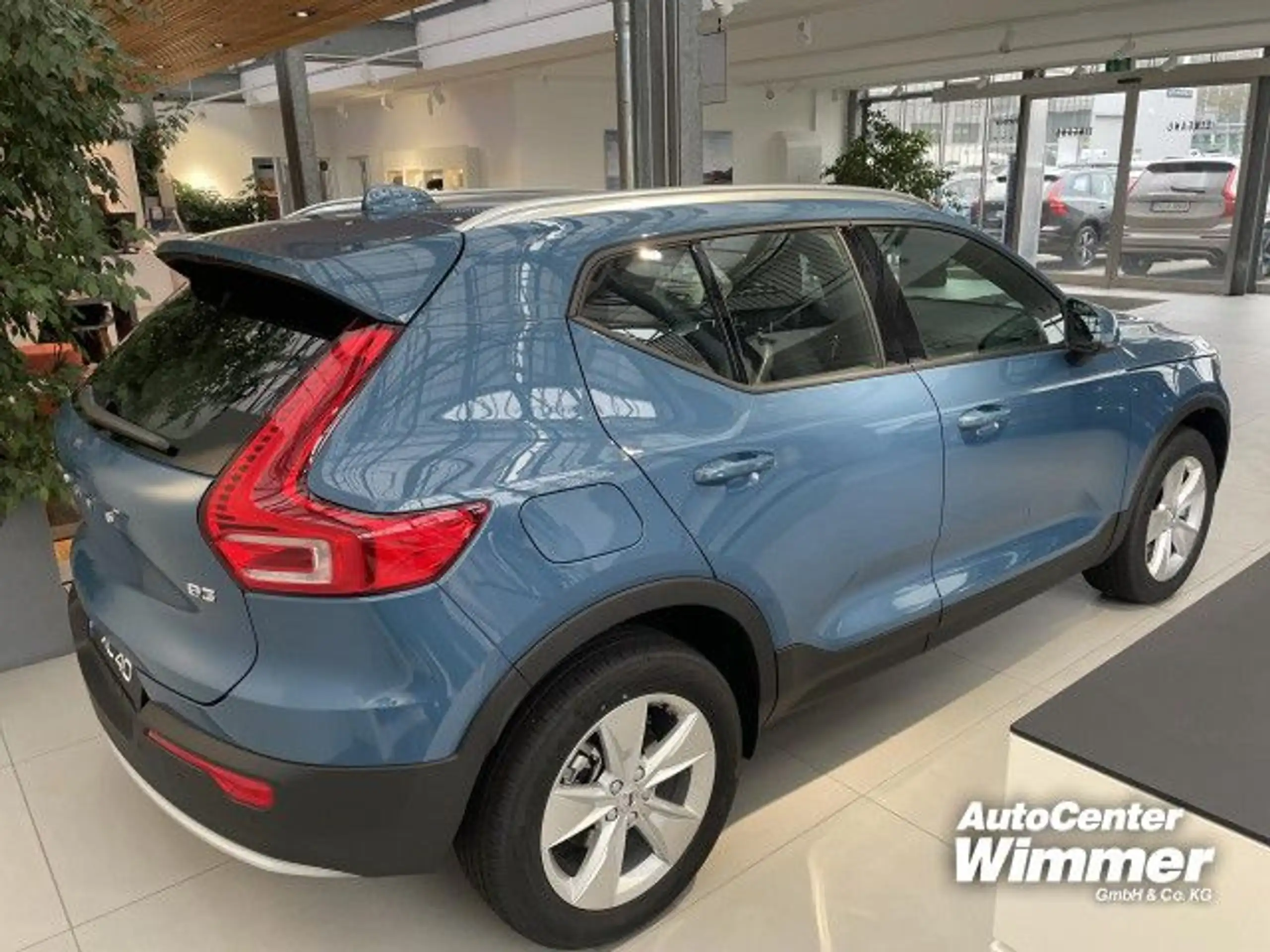 Volvo - XC40