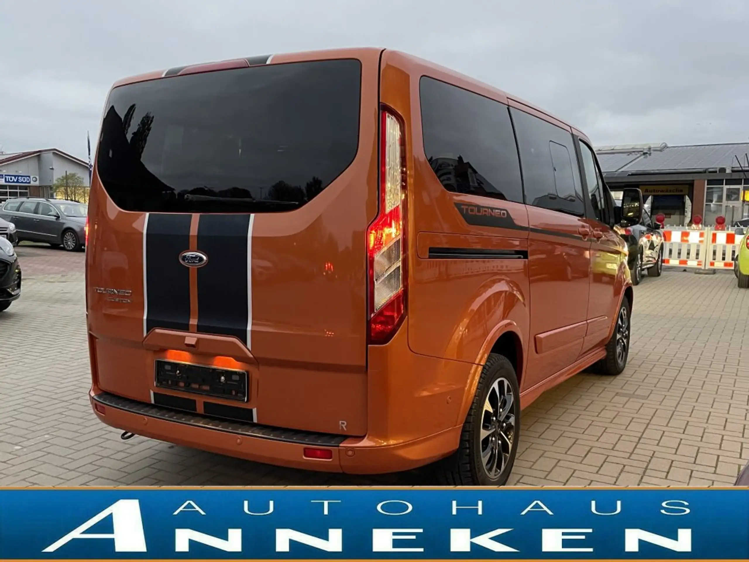 Ford - Tourneo Custom