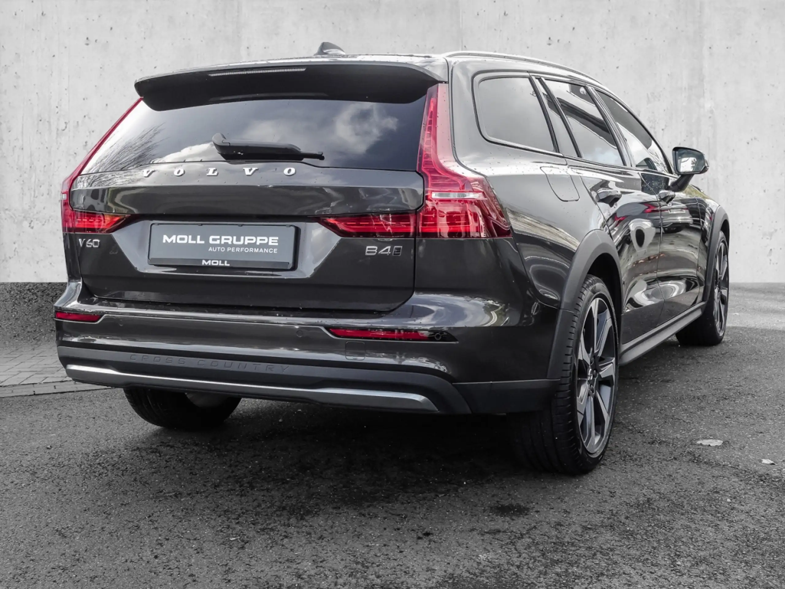 Volvo - V60 Cross Country