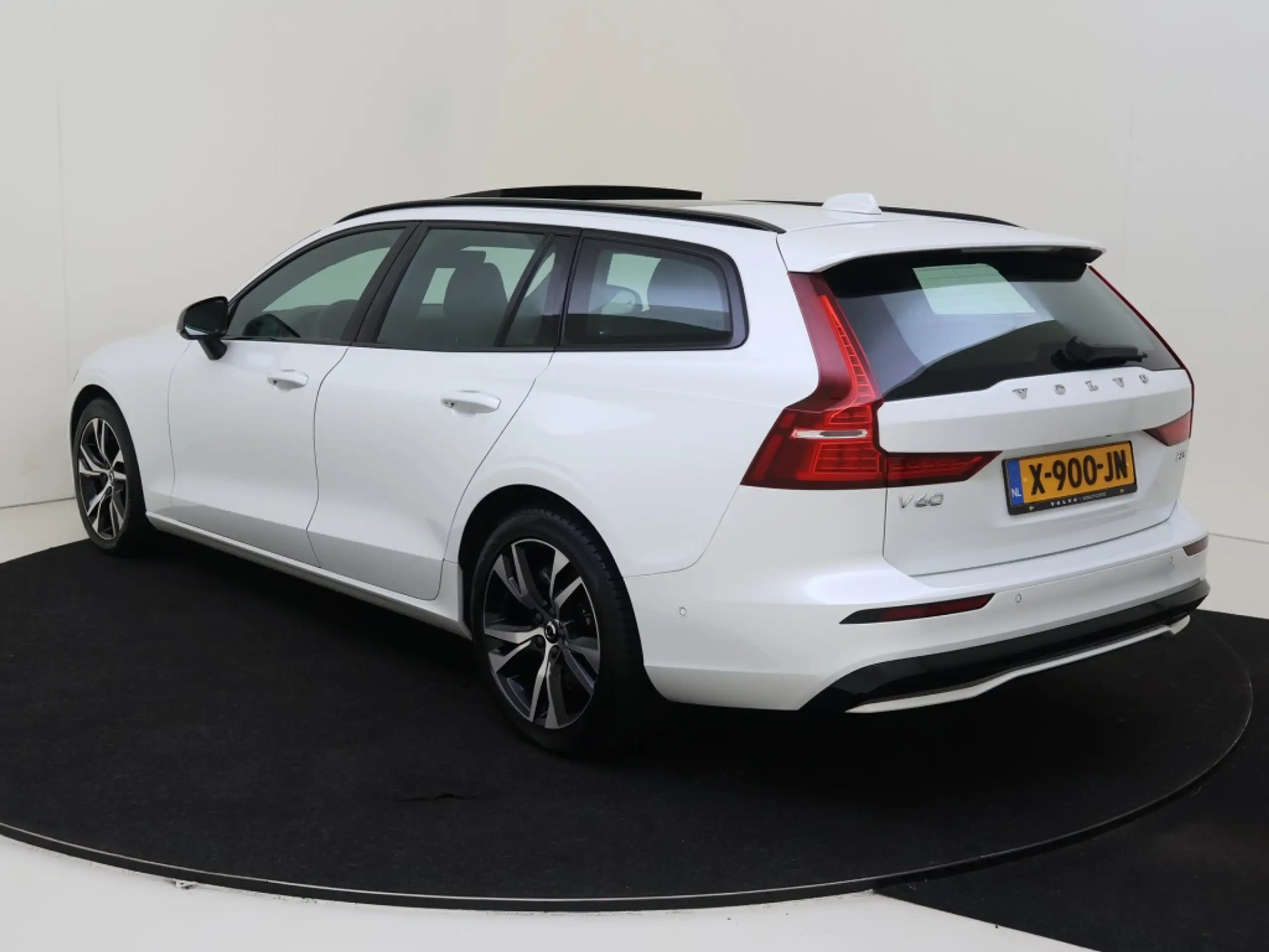 Volvo - V60