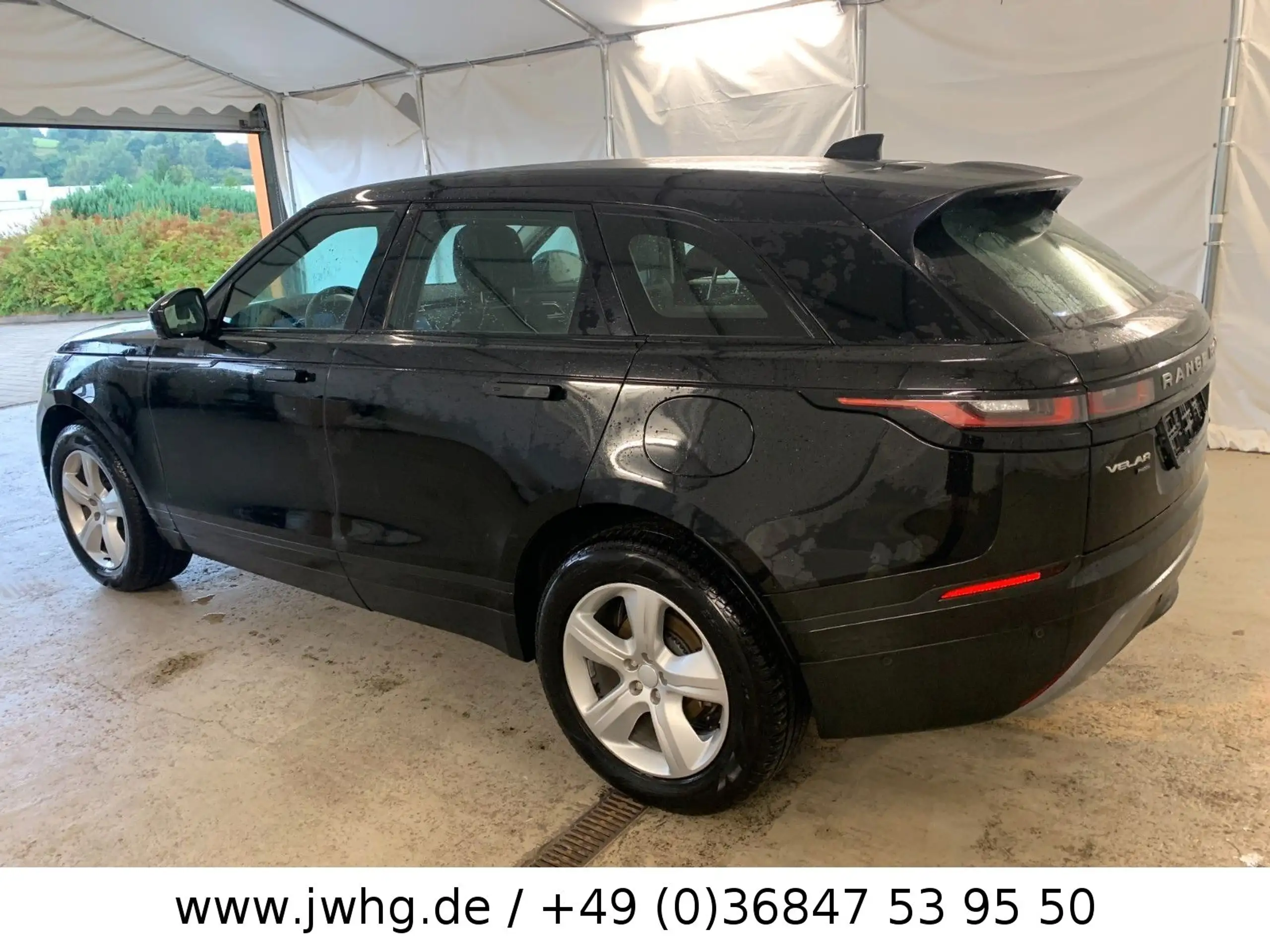 Land Rover - Range Rover Velar