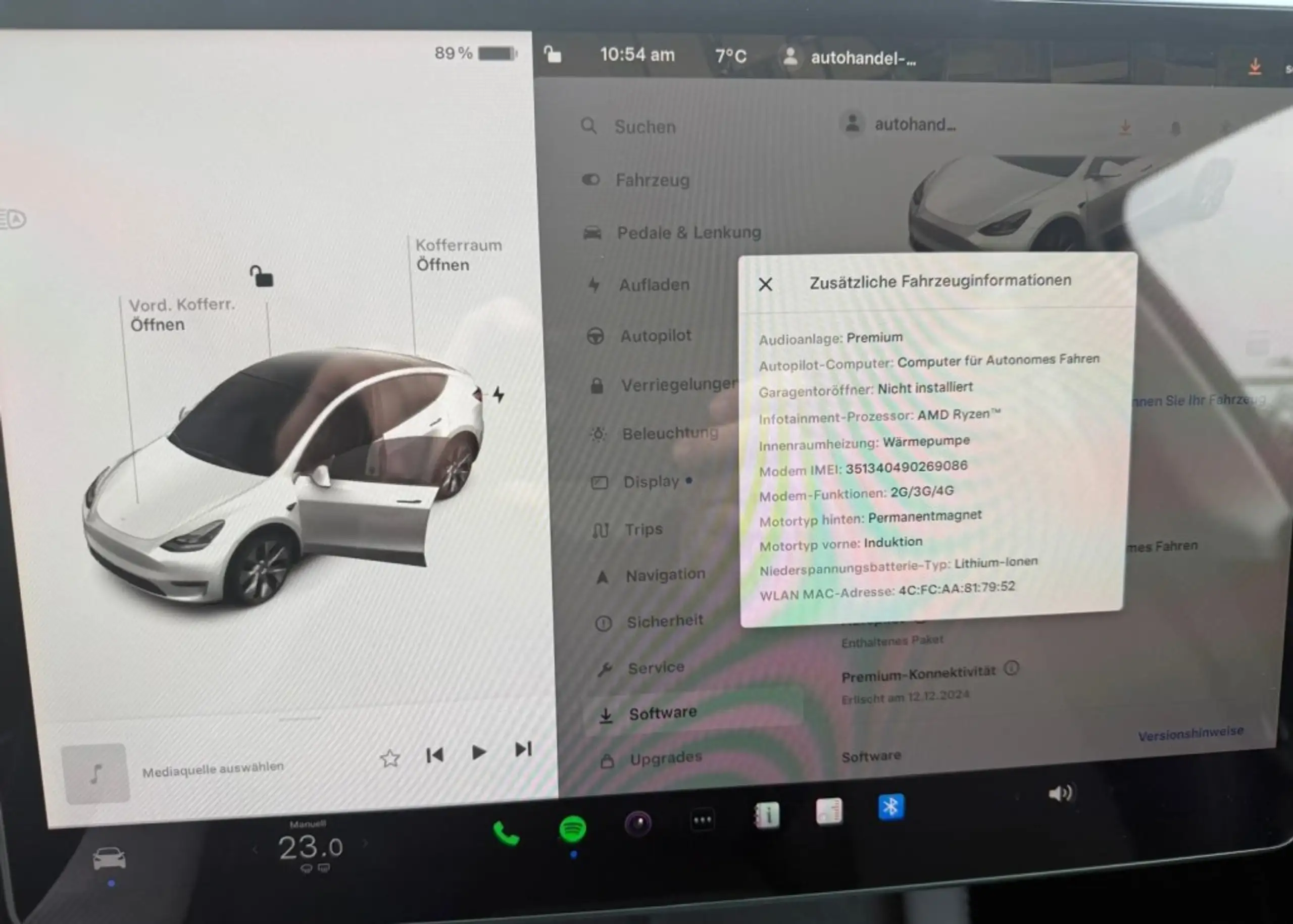 Tesla - Model Y