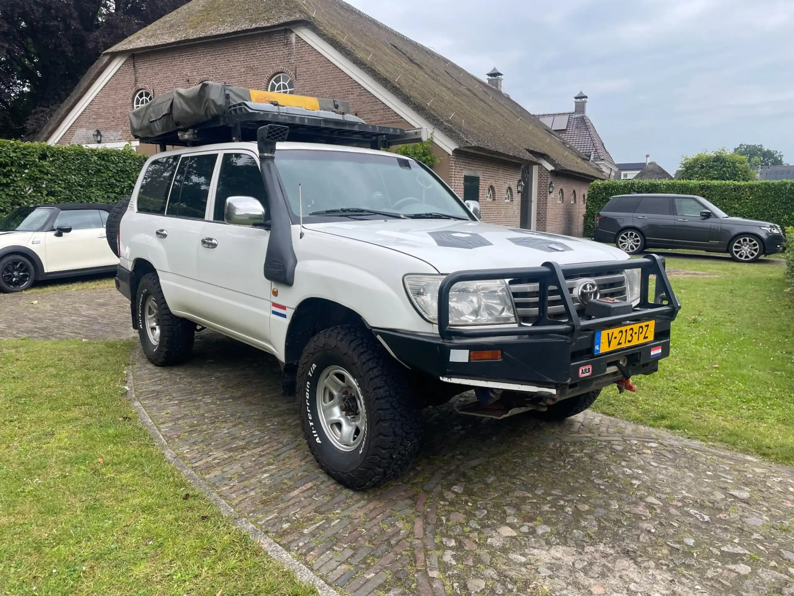 Toyota - Land Cruiser