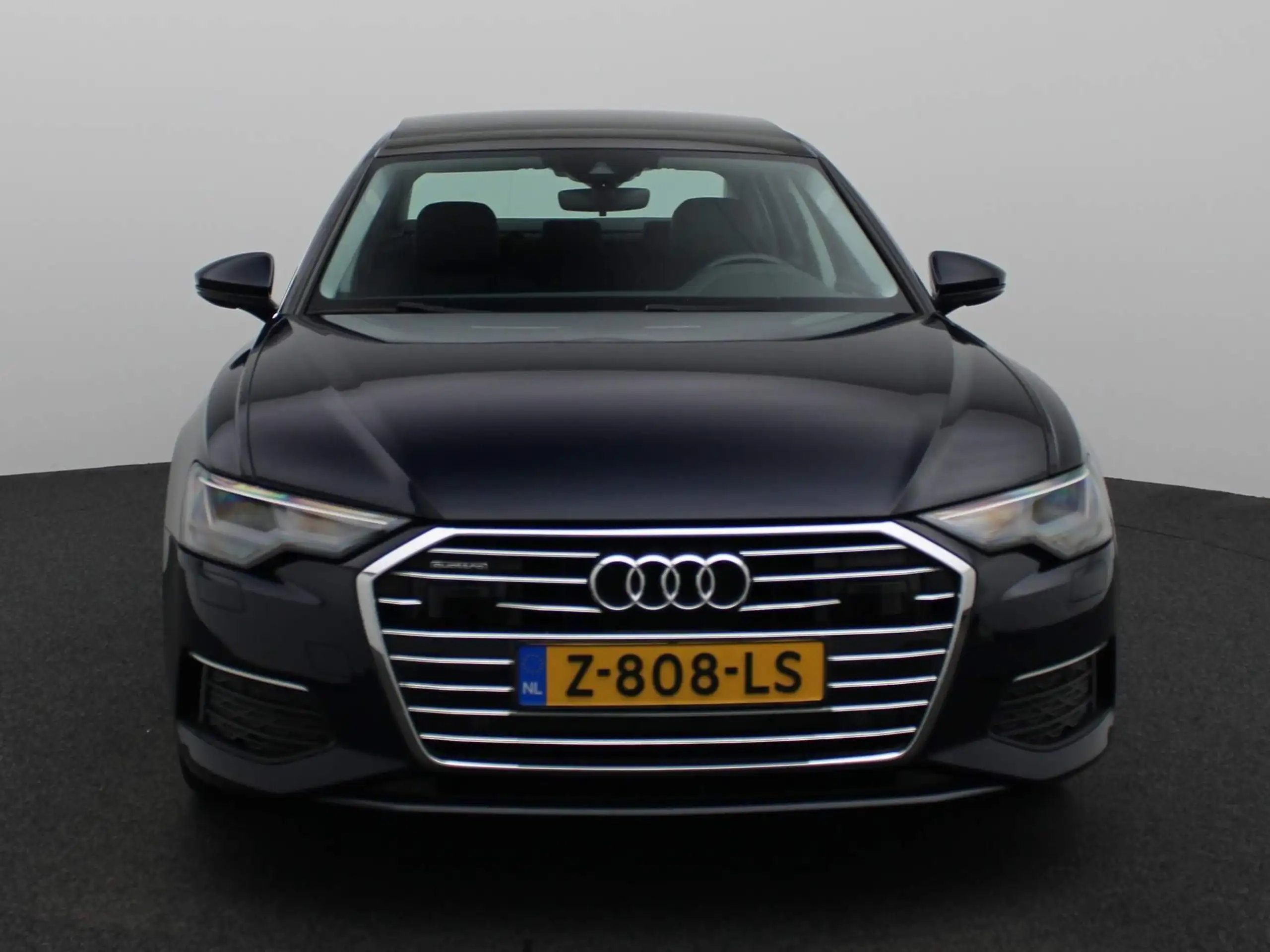 Audi - A6