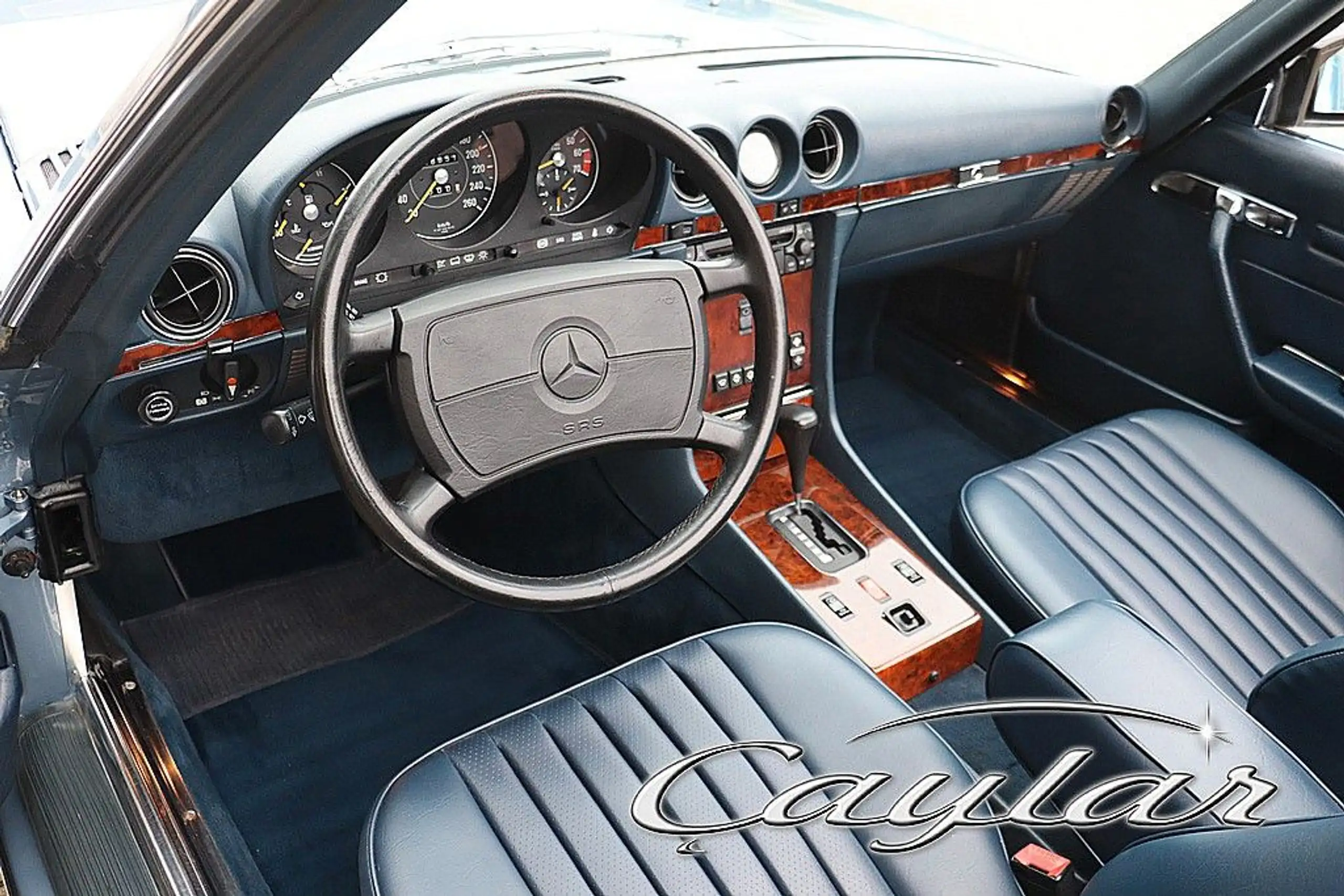 Mercedes-Benz - SL 560