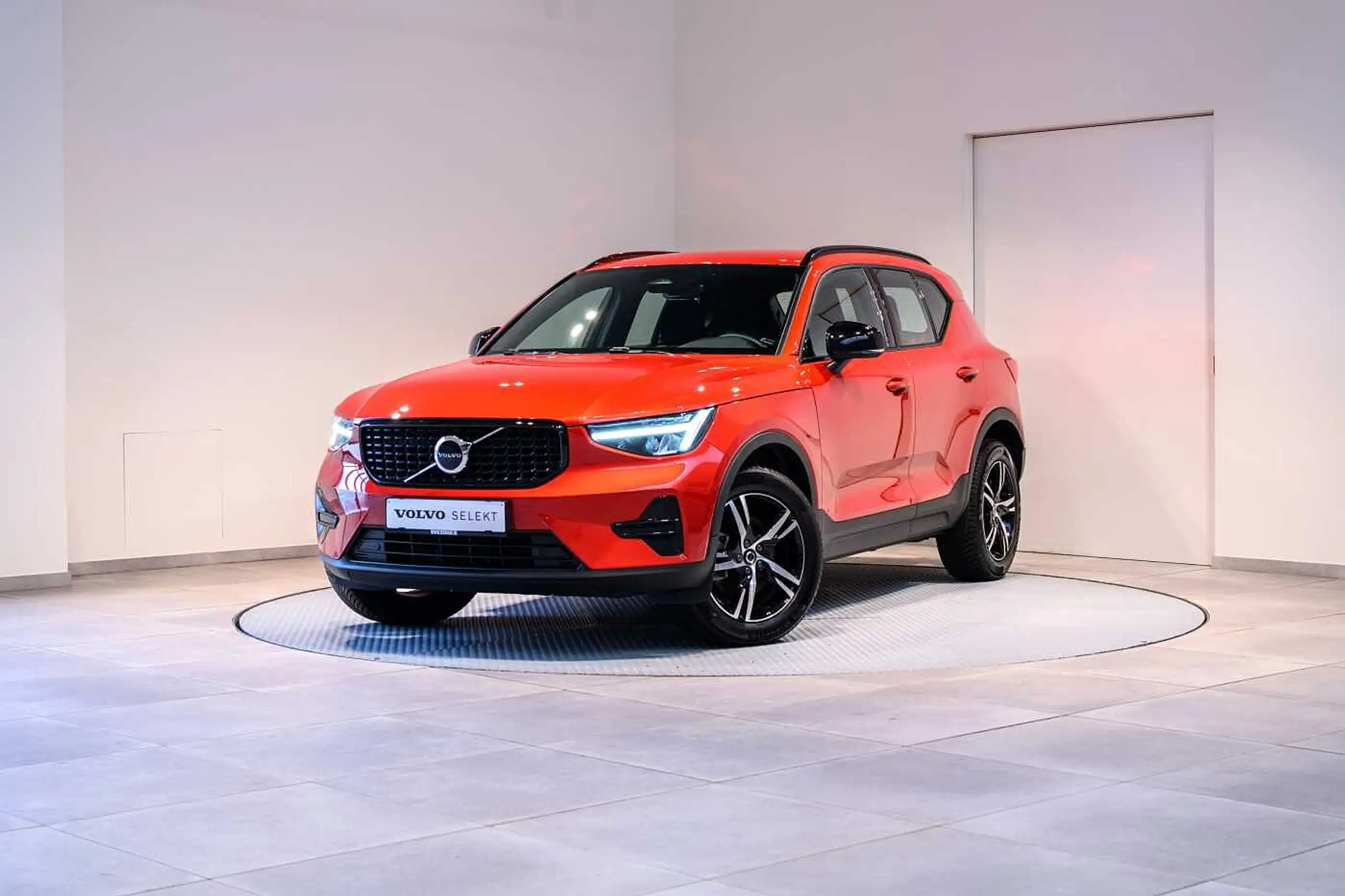 Volvo - XC40