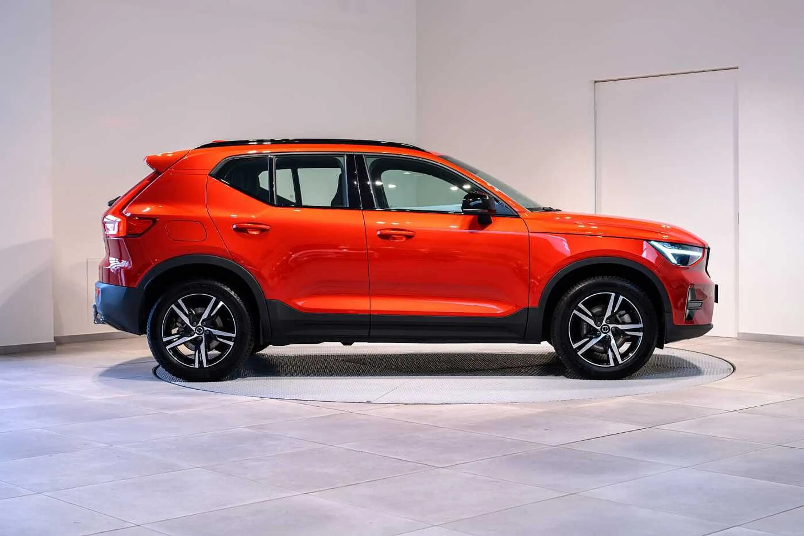 Volvo - XC40