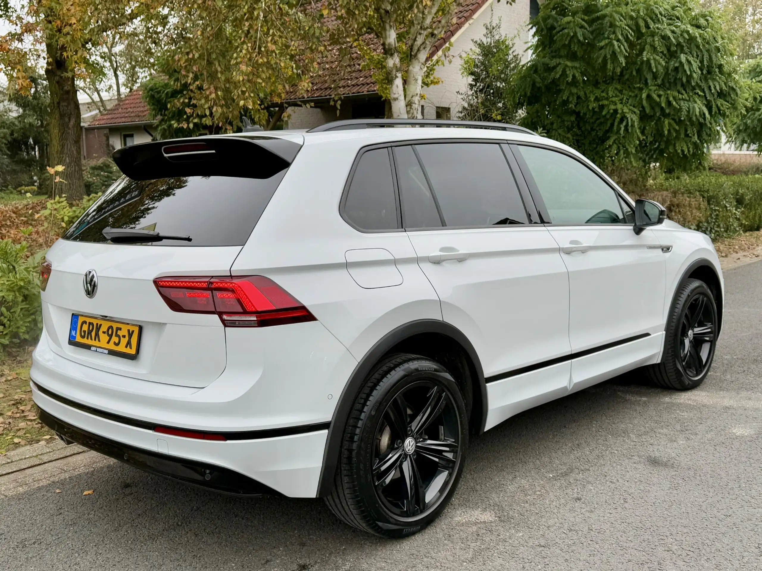 Volkswagen - Tiguan