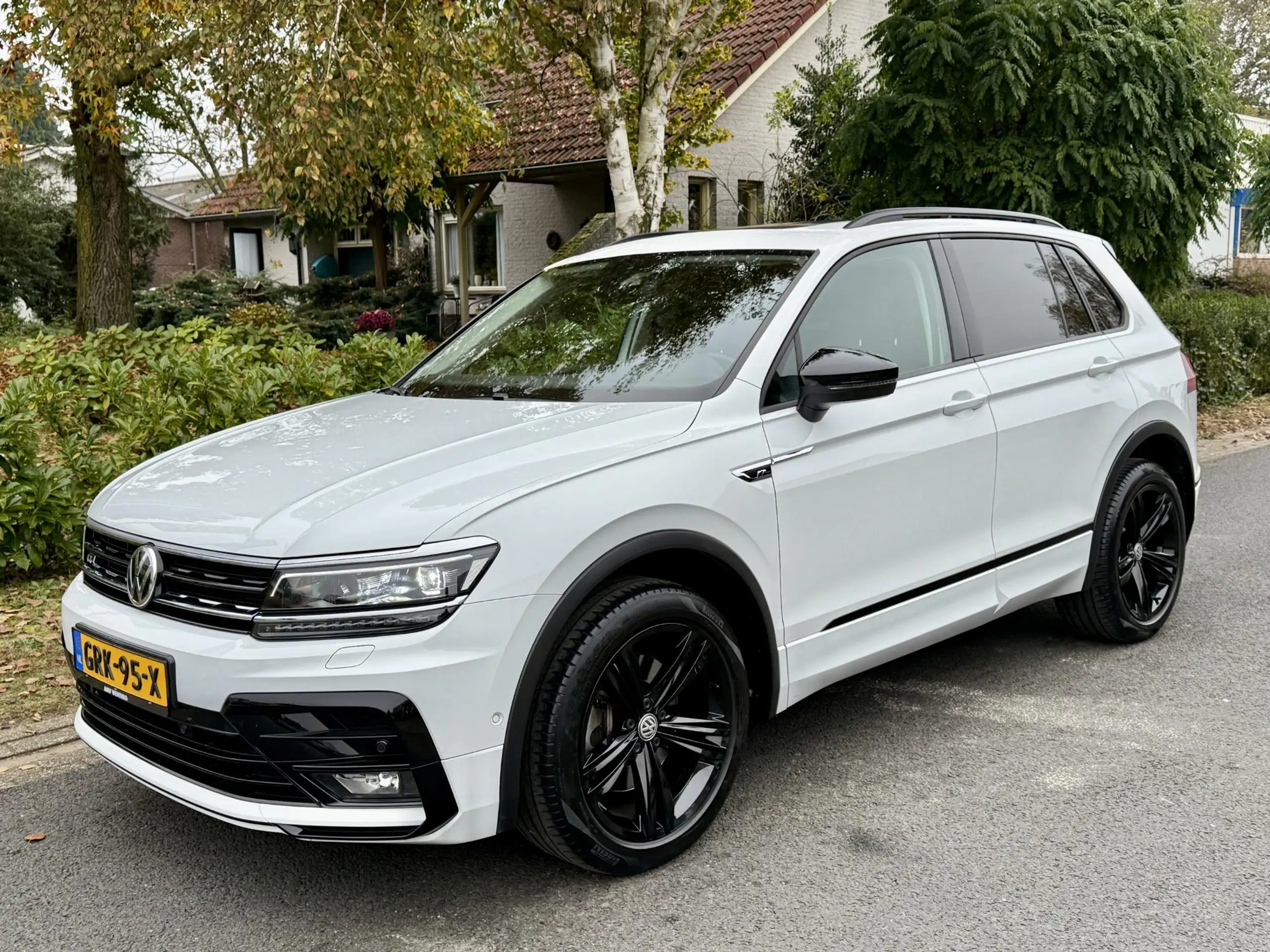 Volkswagen - Tiguan