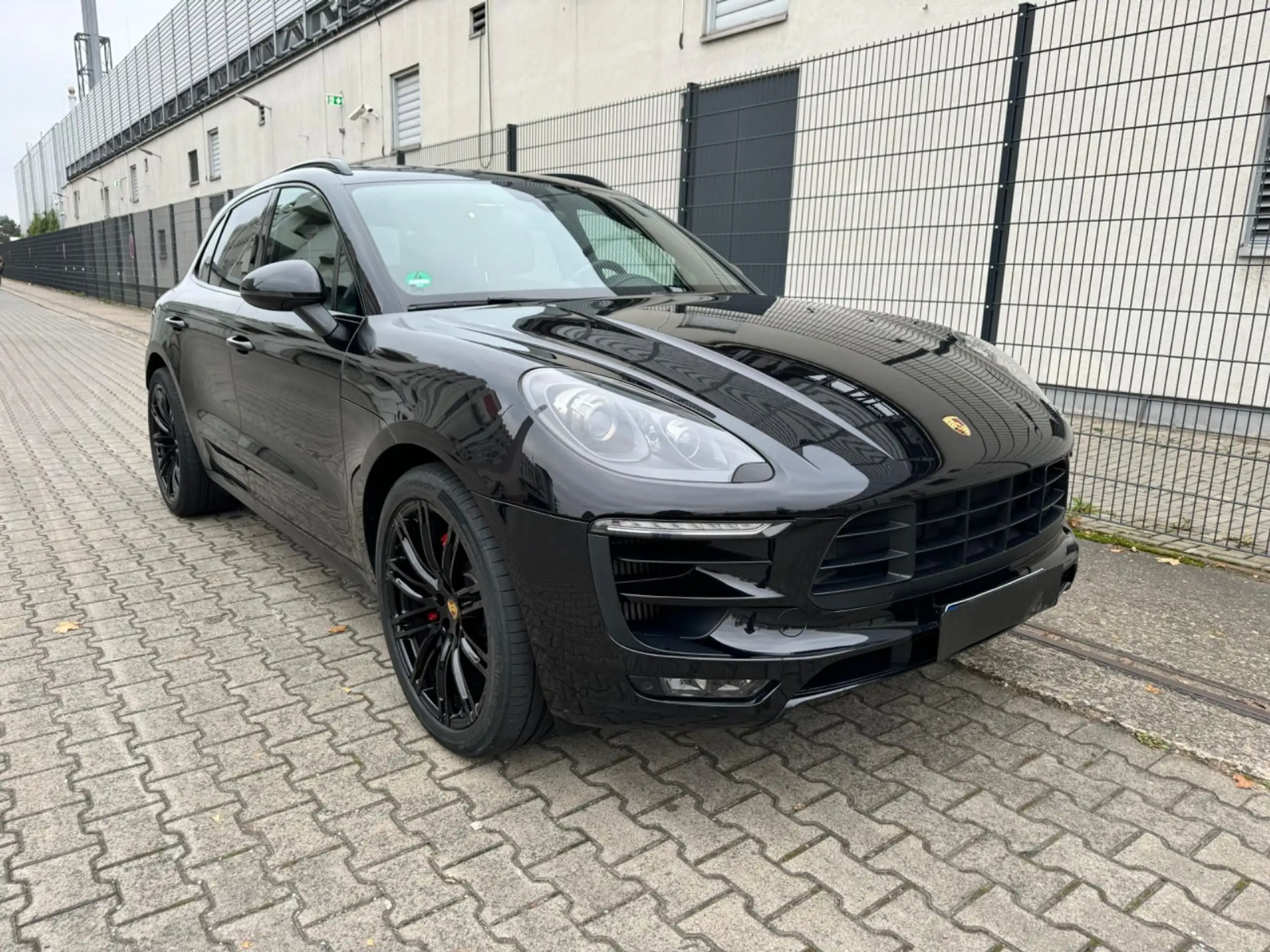 Porsche - Macan