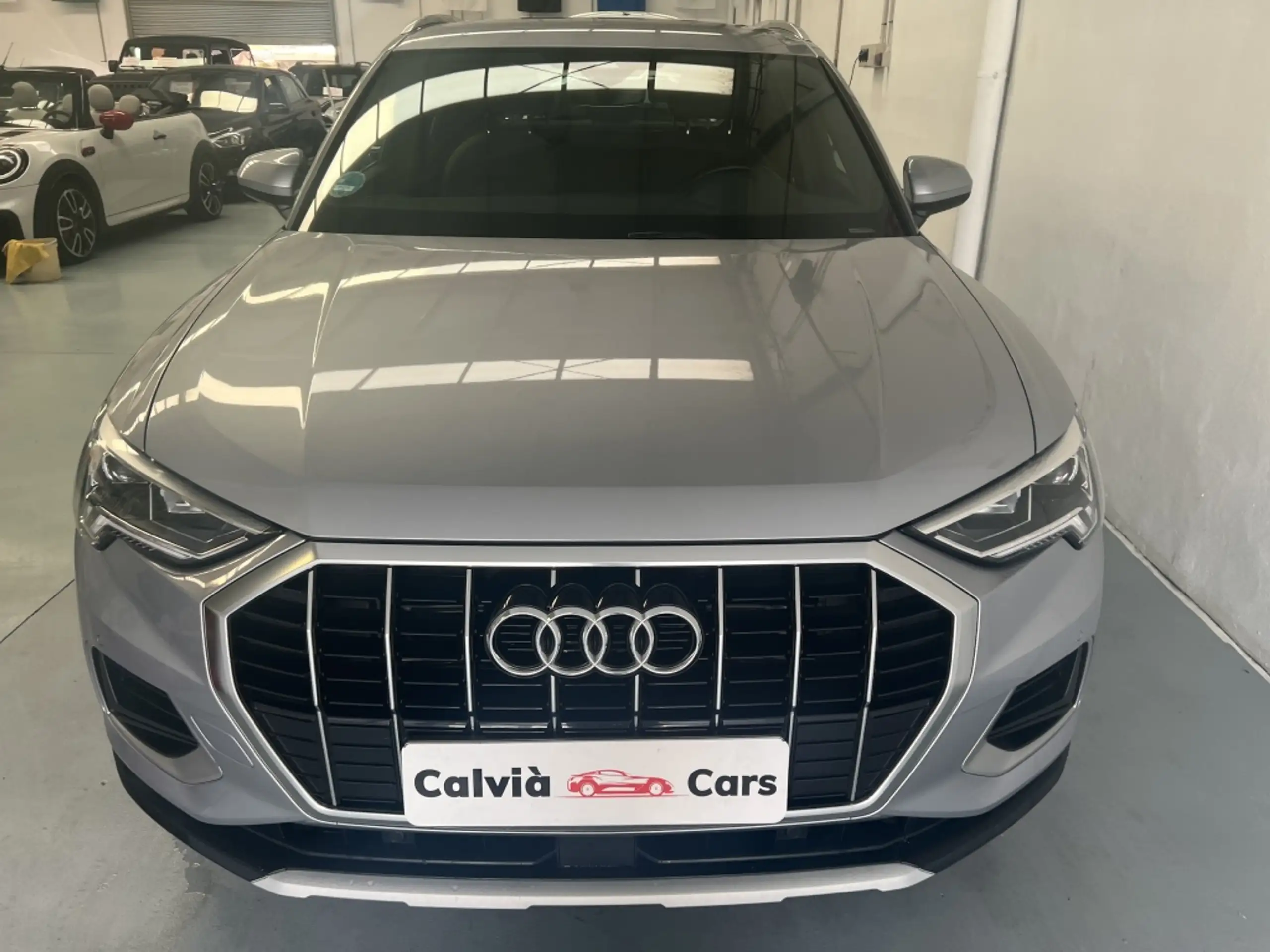 Audi - Q3