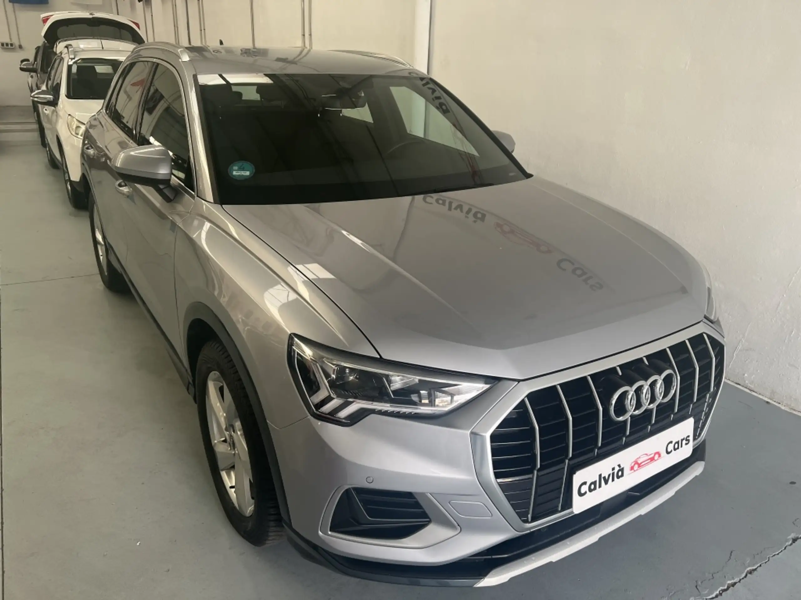 Audi - Q3