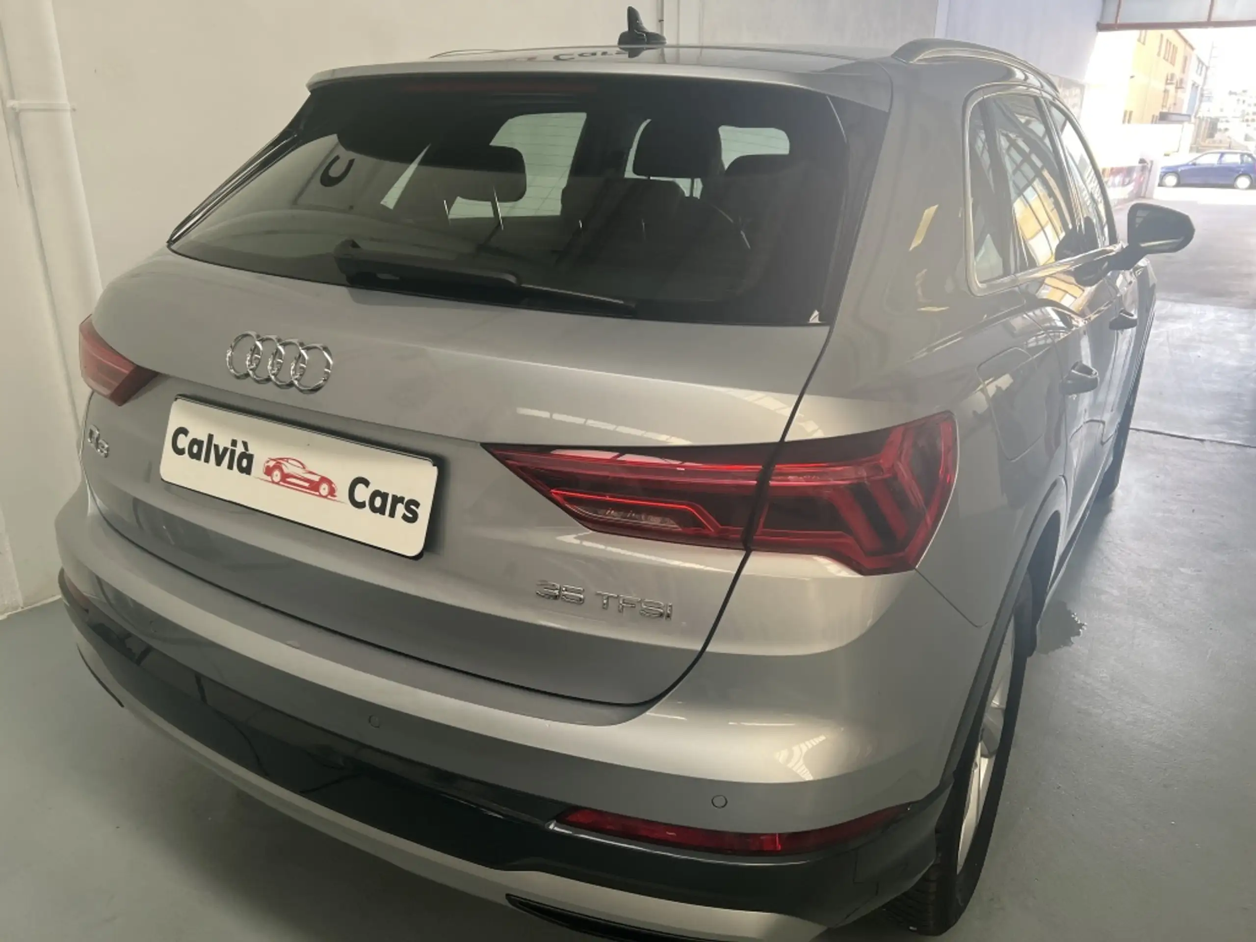 Audi - Q3