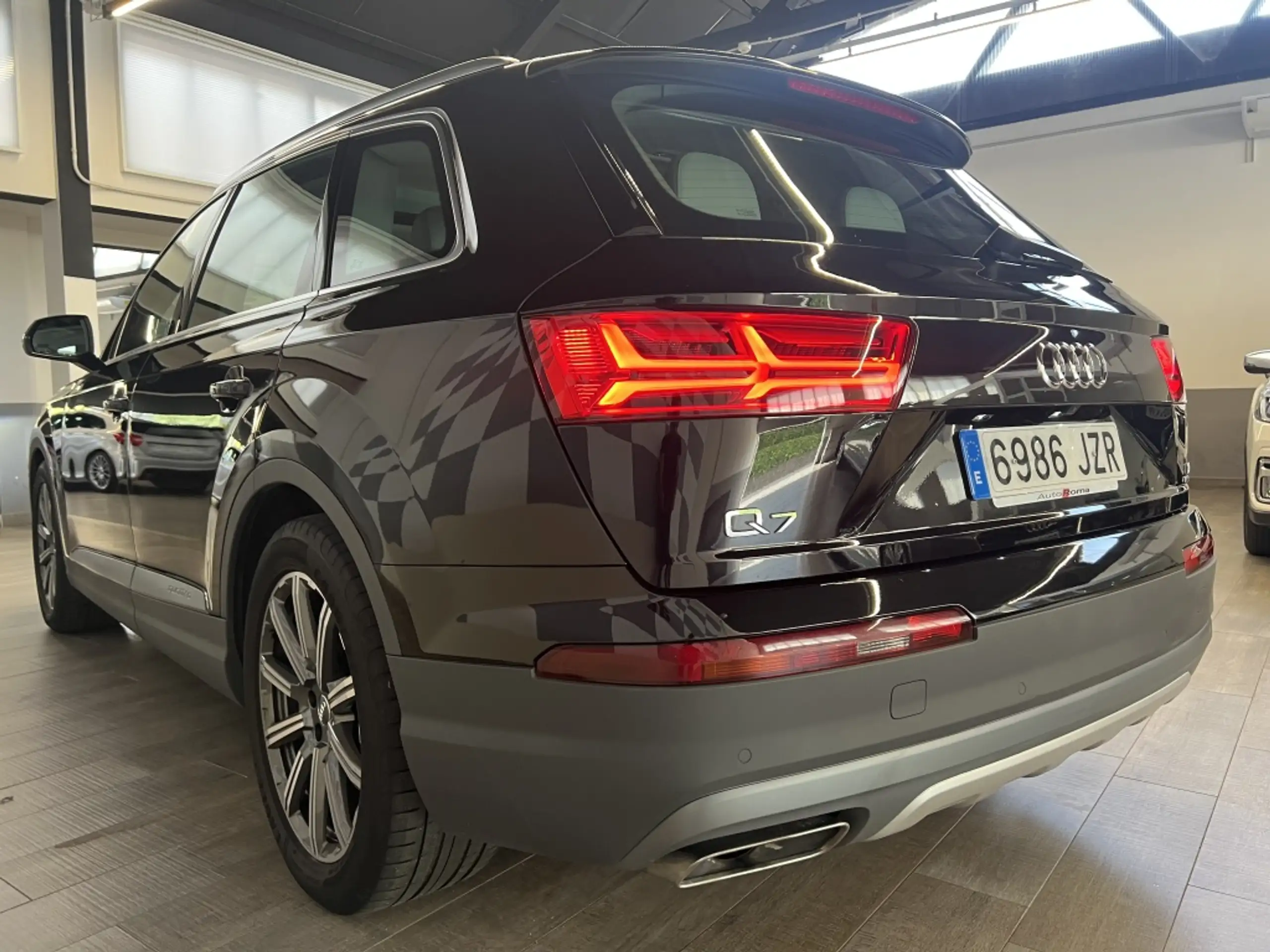 Audi - Q7