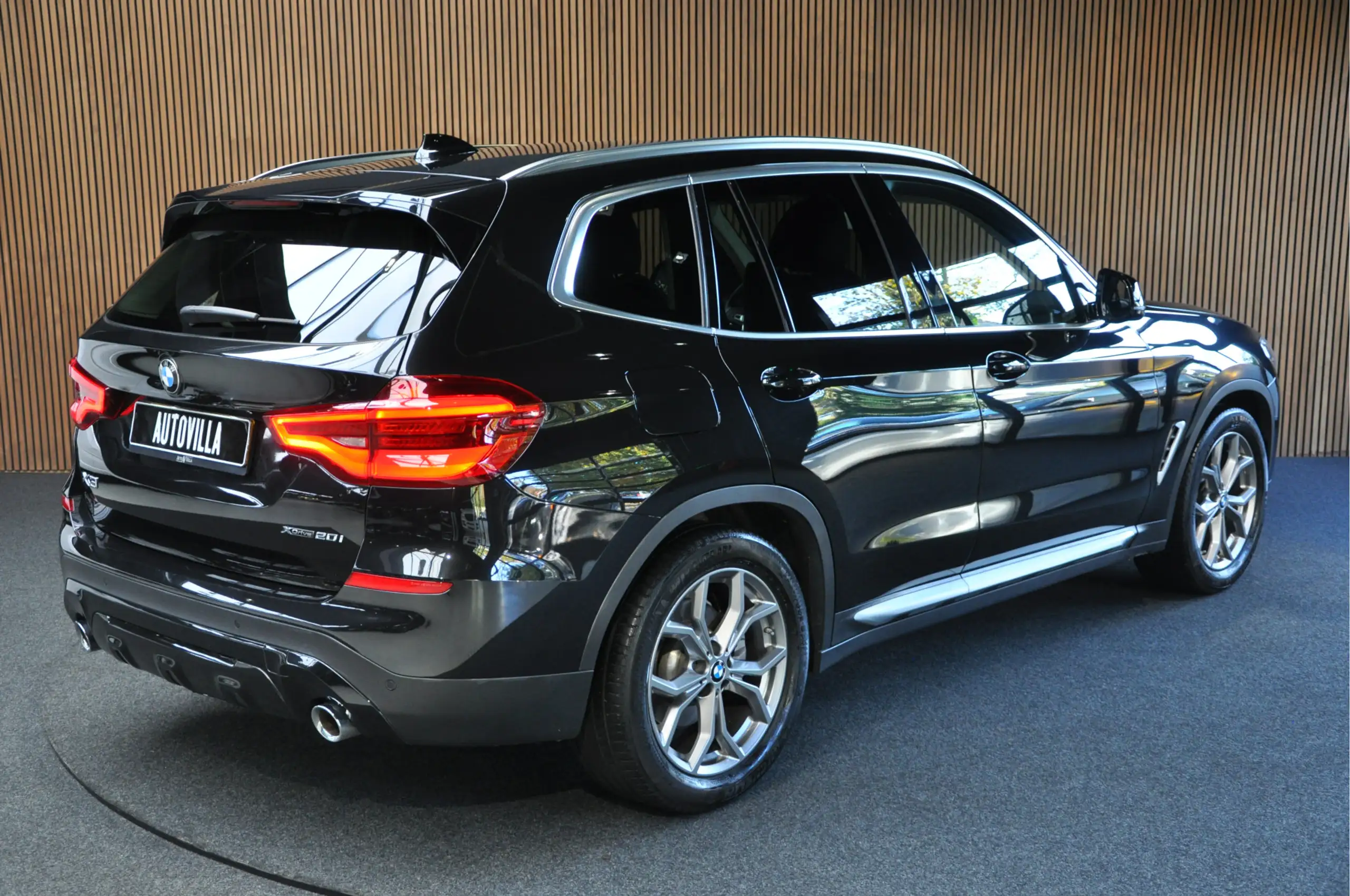 BMW - X3