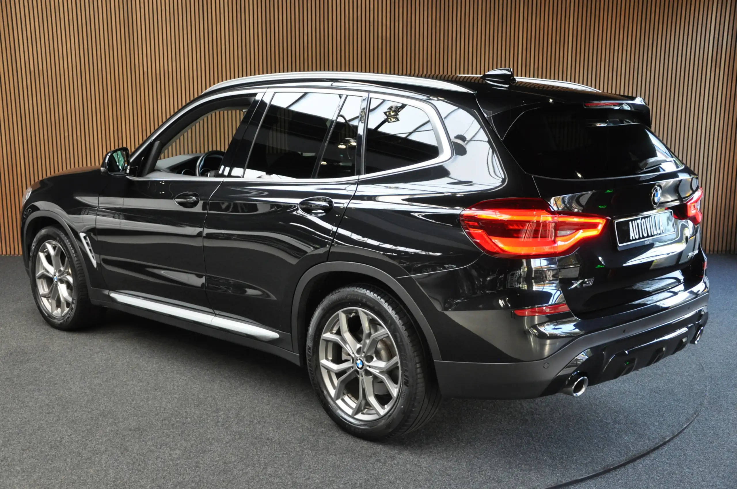 BMW - X3