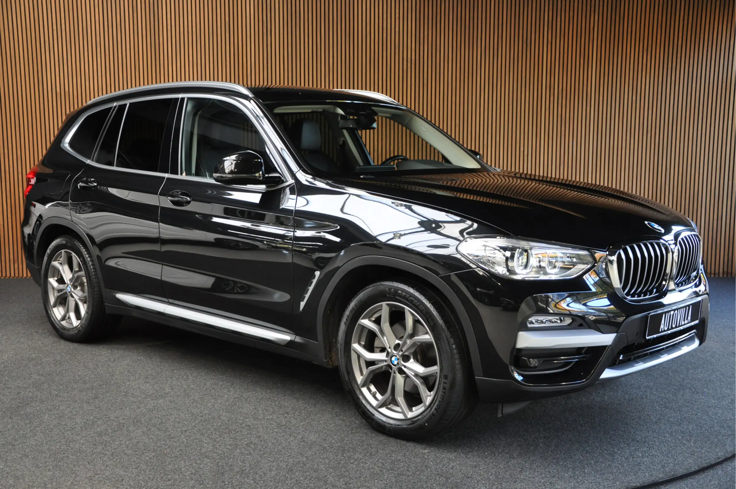 BMW - X3