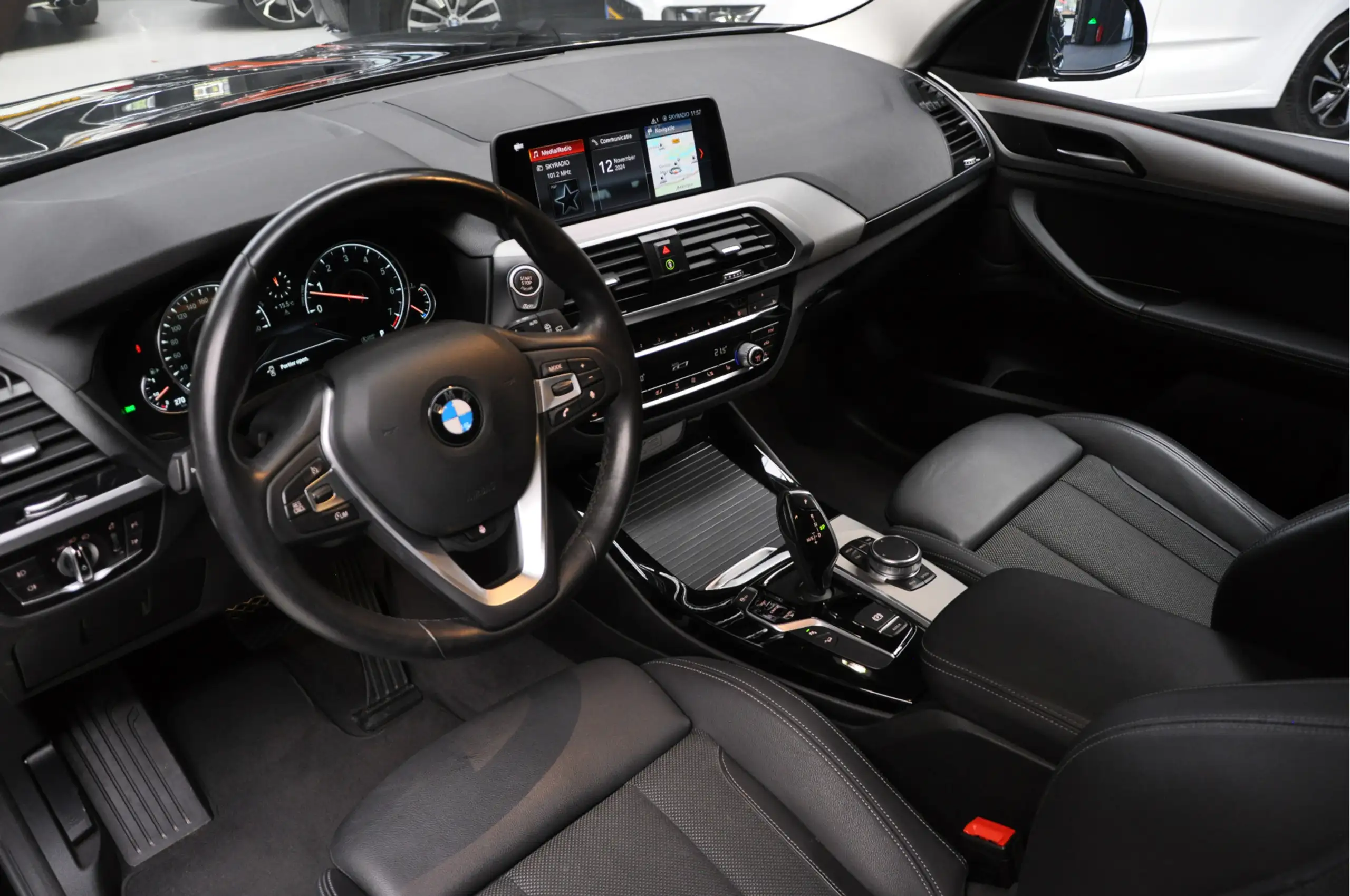 BMW - X3