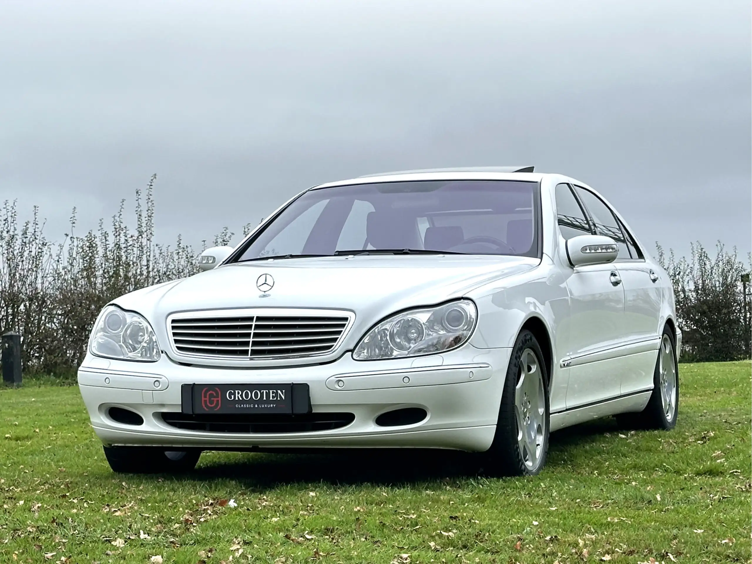 Mercedes-Benz - S 600