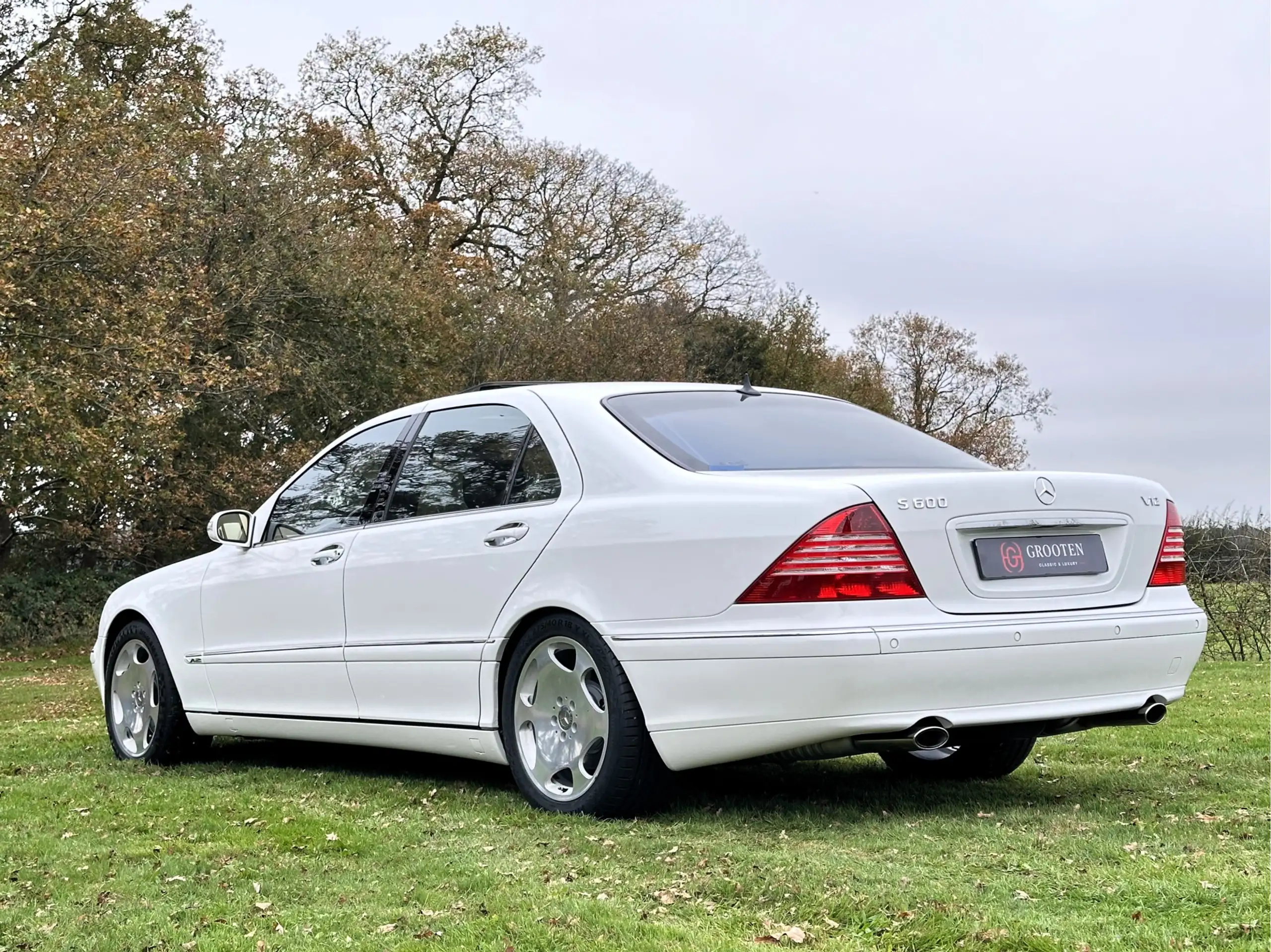 Mercedes-Benz - S 600