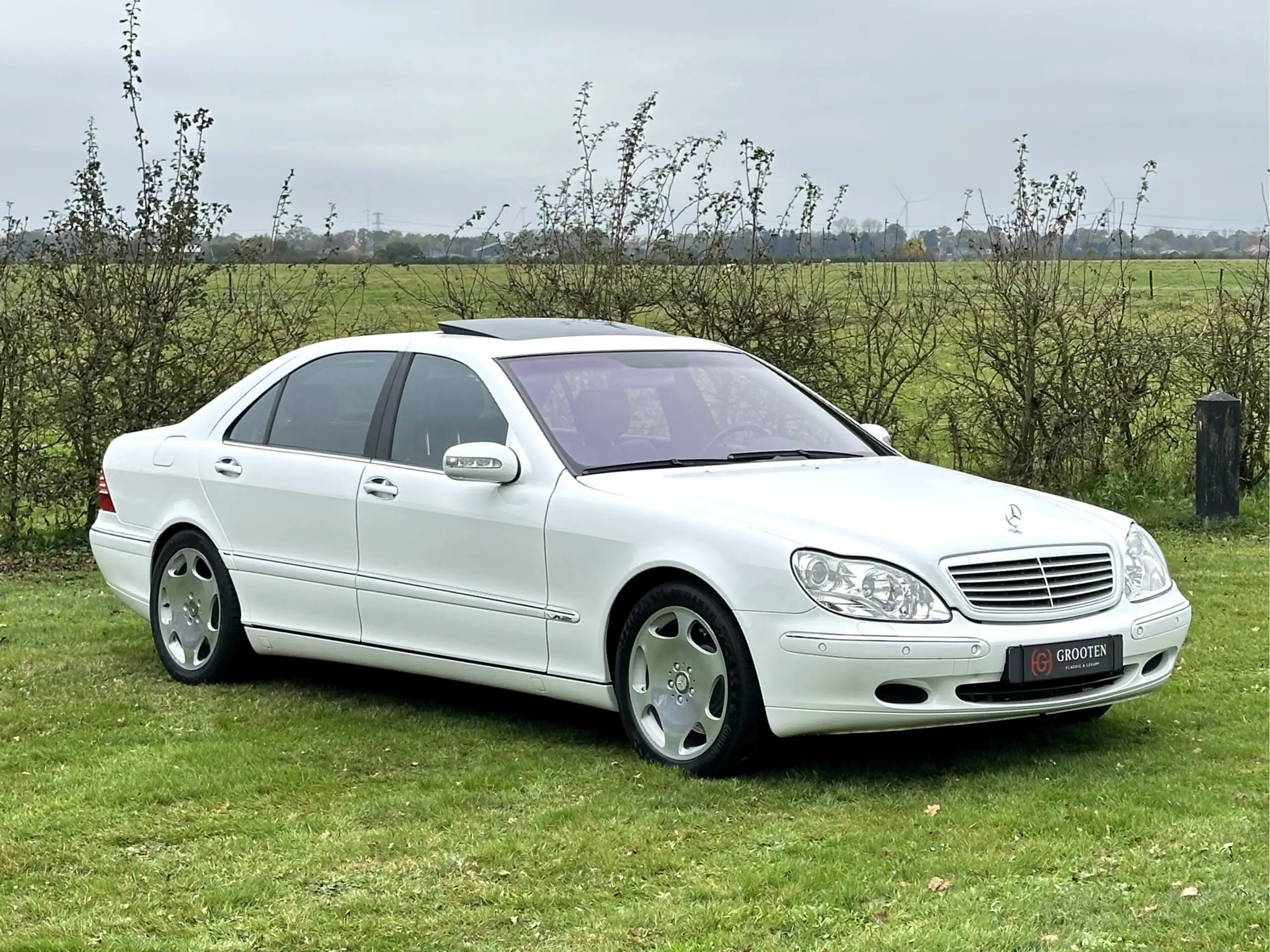 Mercedes-Benz - S 600