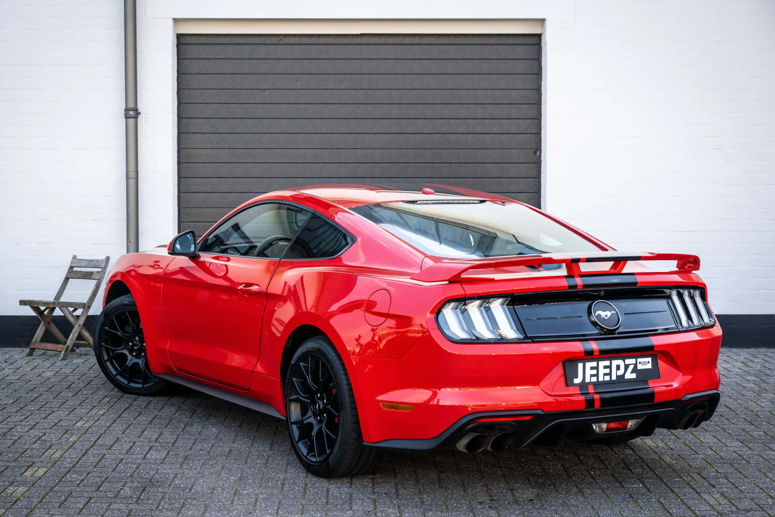 Ford - Mustang