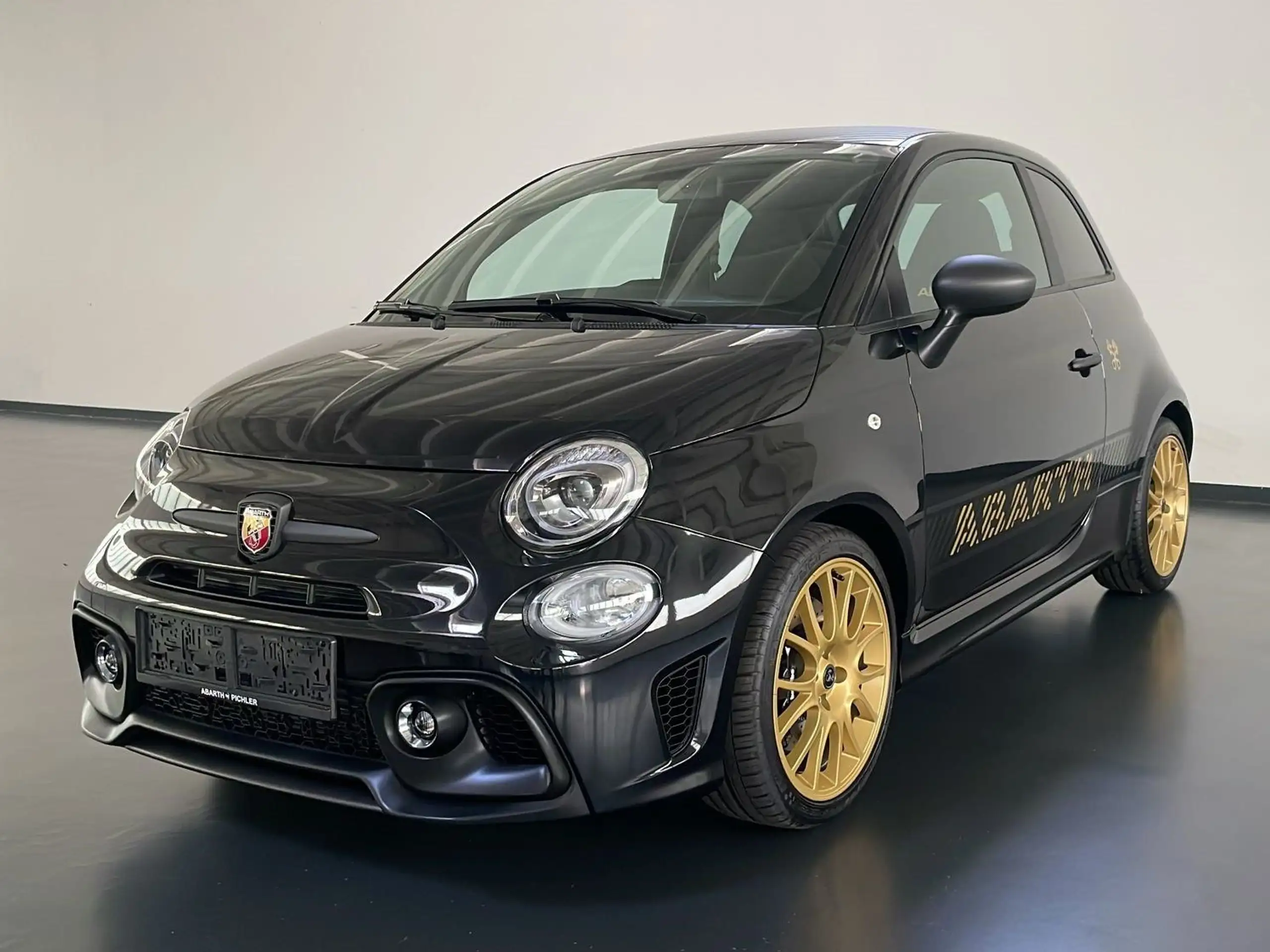 Abarth - 695C