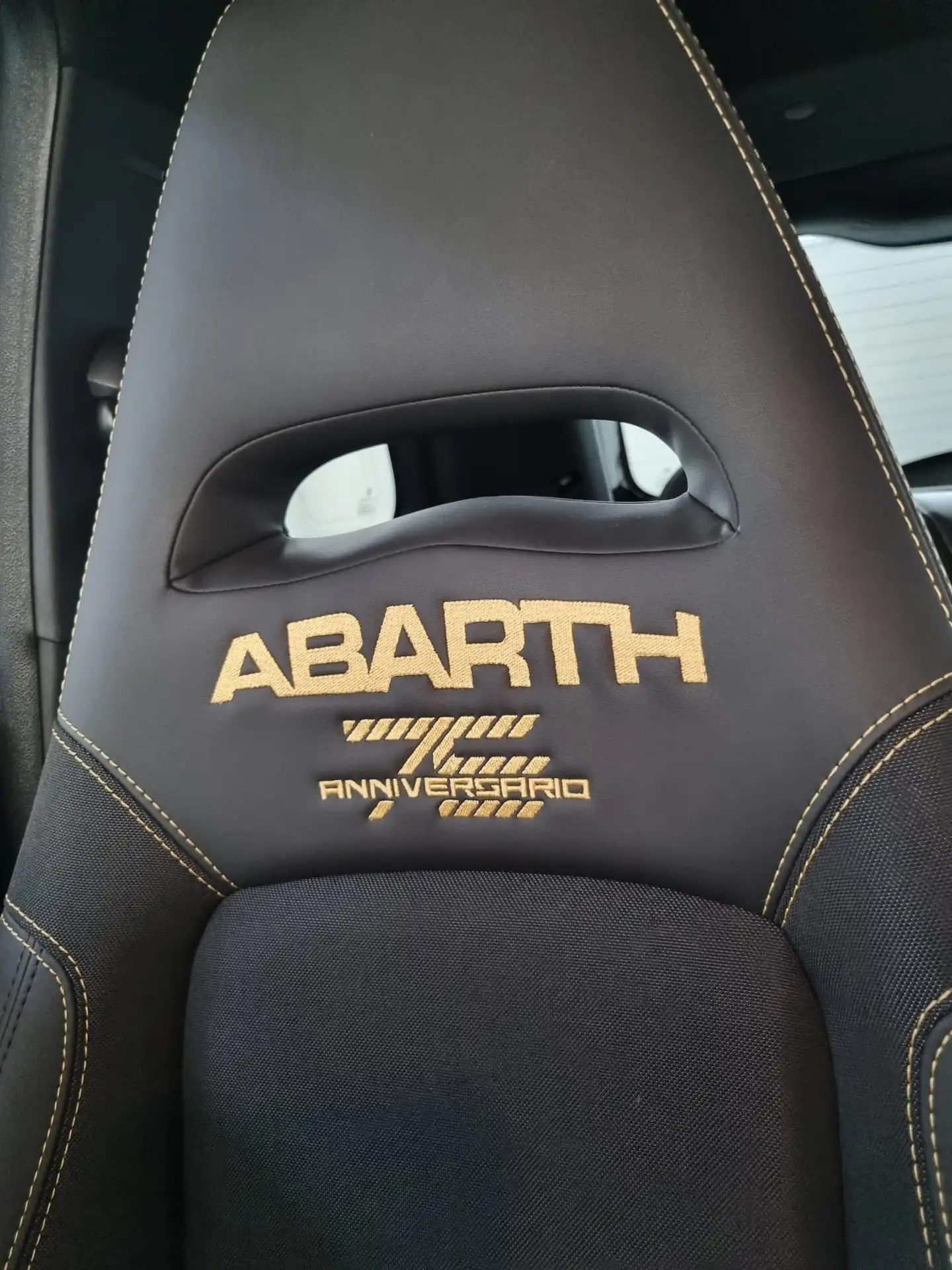 Abarth - 695C