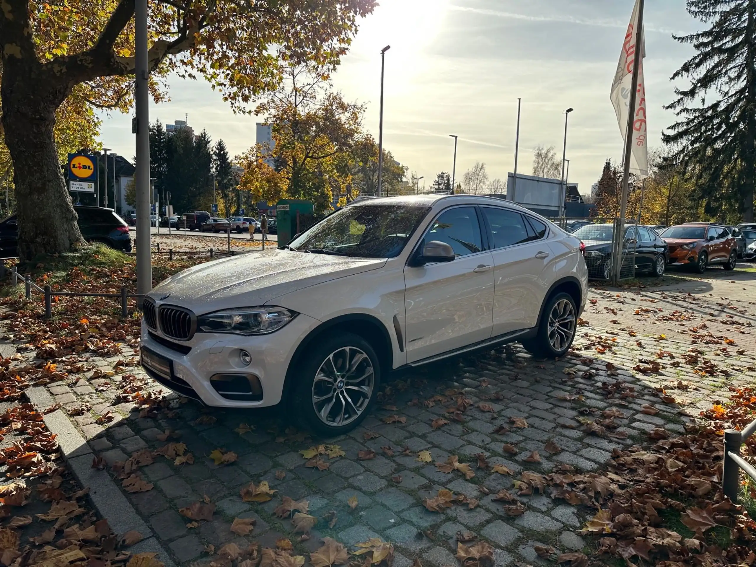 BMW - X6