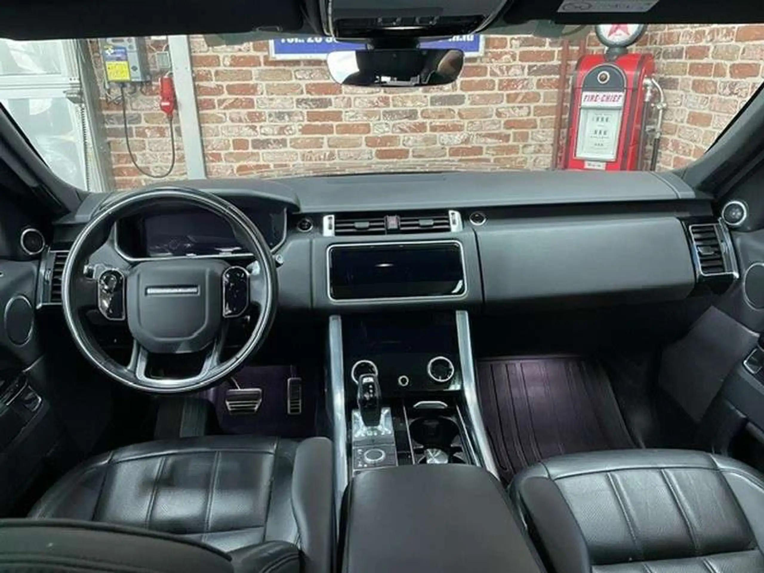 Land Rover - Range Rover Sport