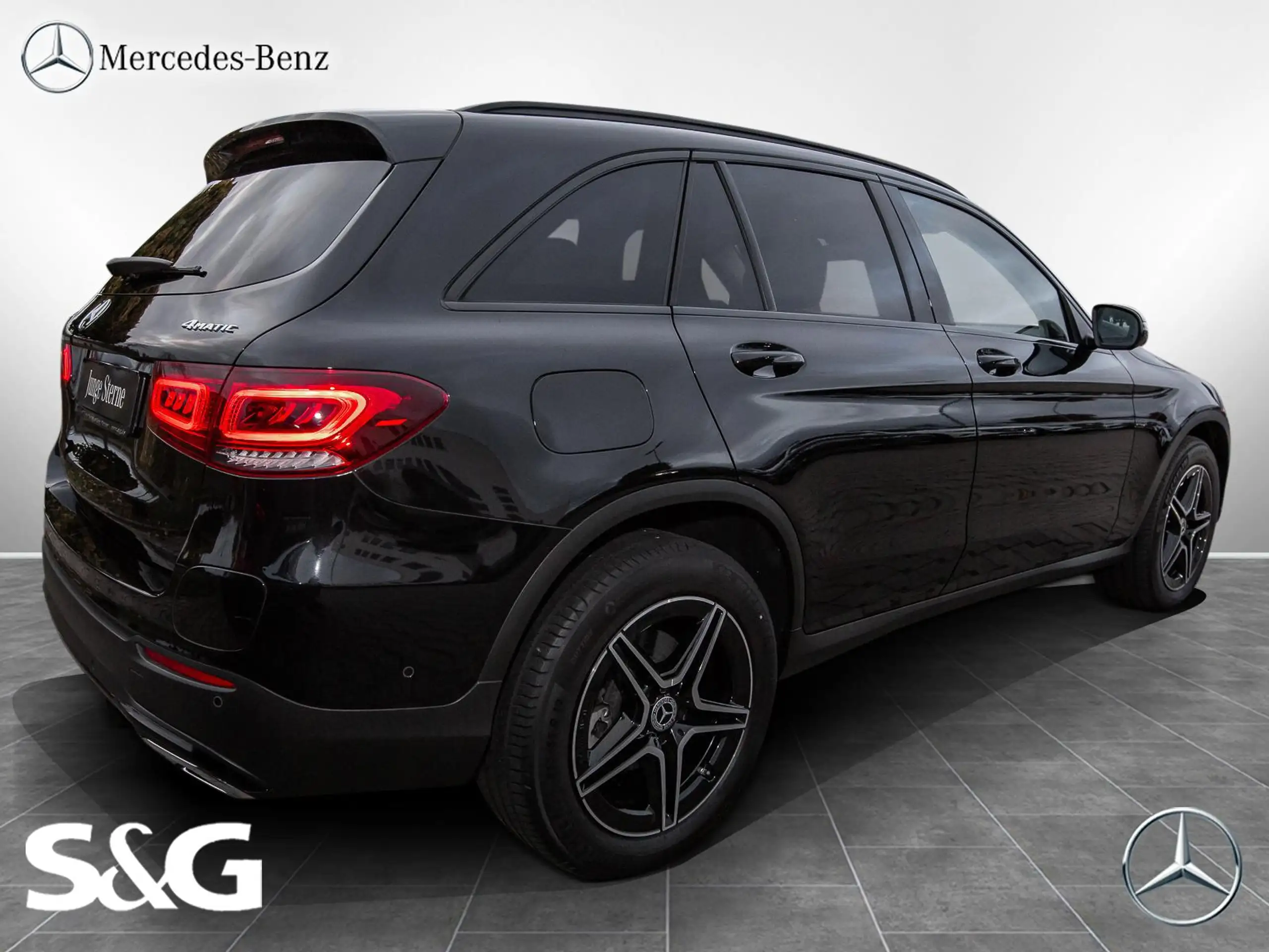 Mercedes-Benz - GLC 300