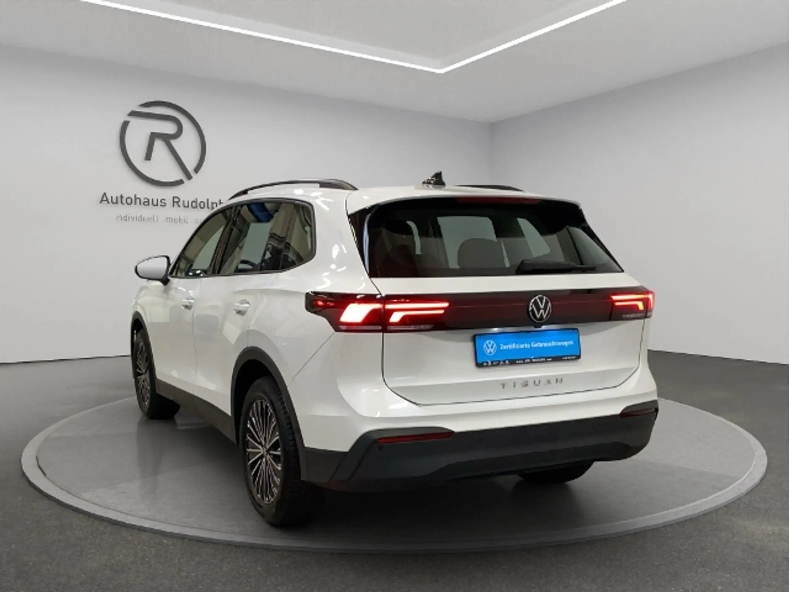 Volkswagen - Tiguan