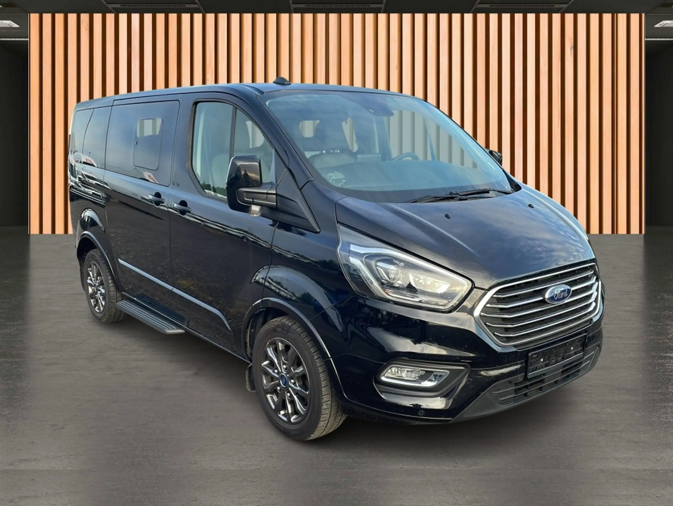 Ford - Tourneo Custom