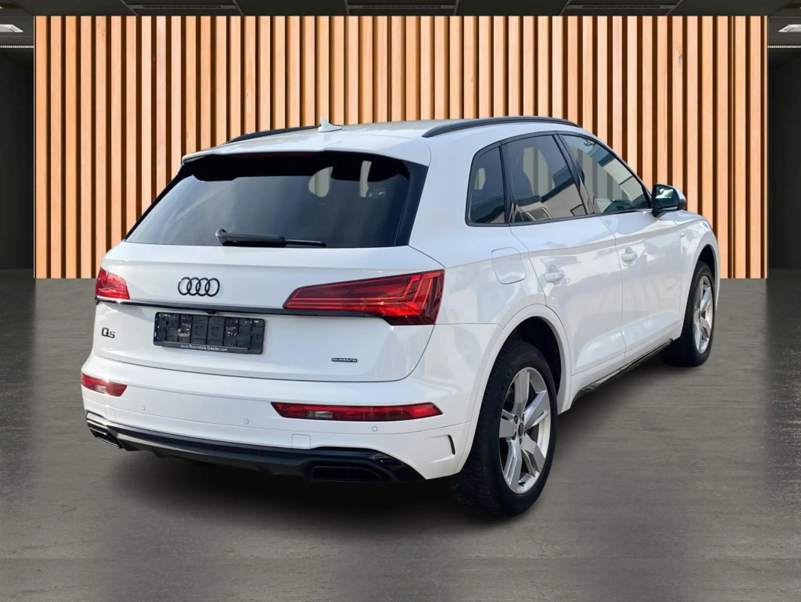 Audi - Q5