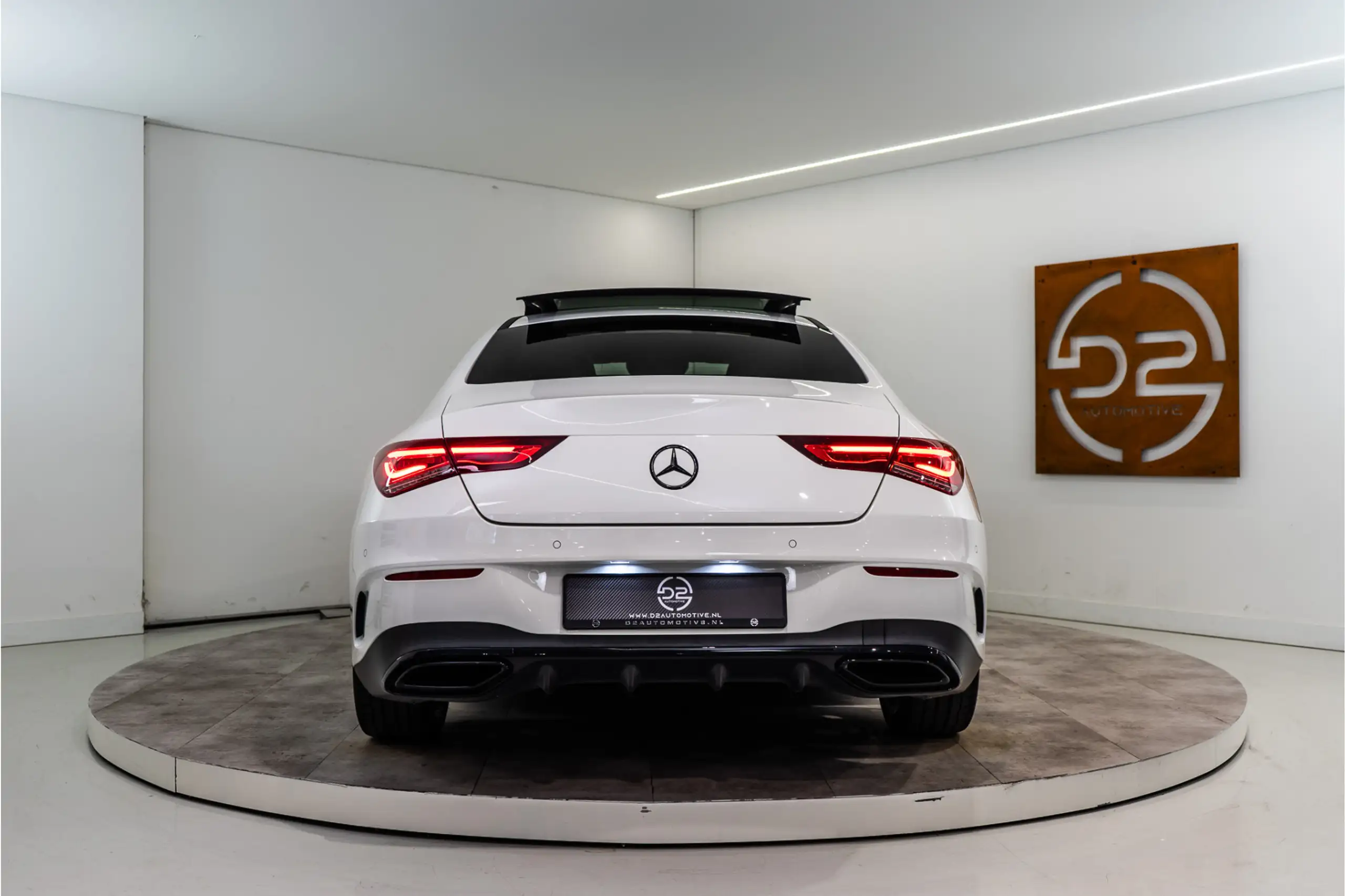 Mercedes-Benz - CLA 220