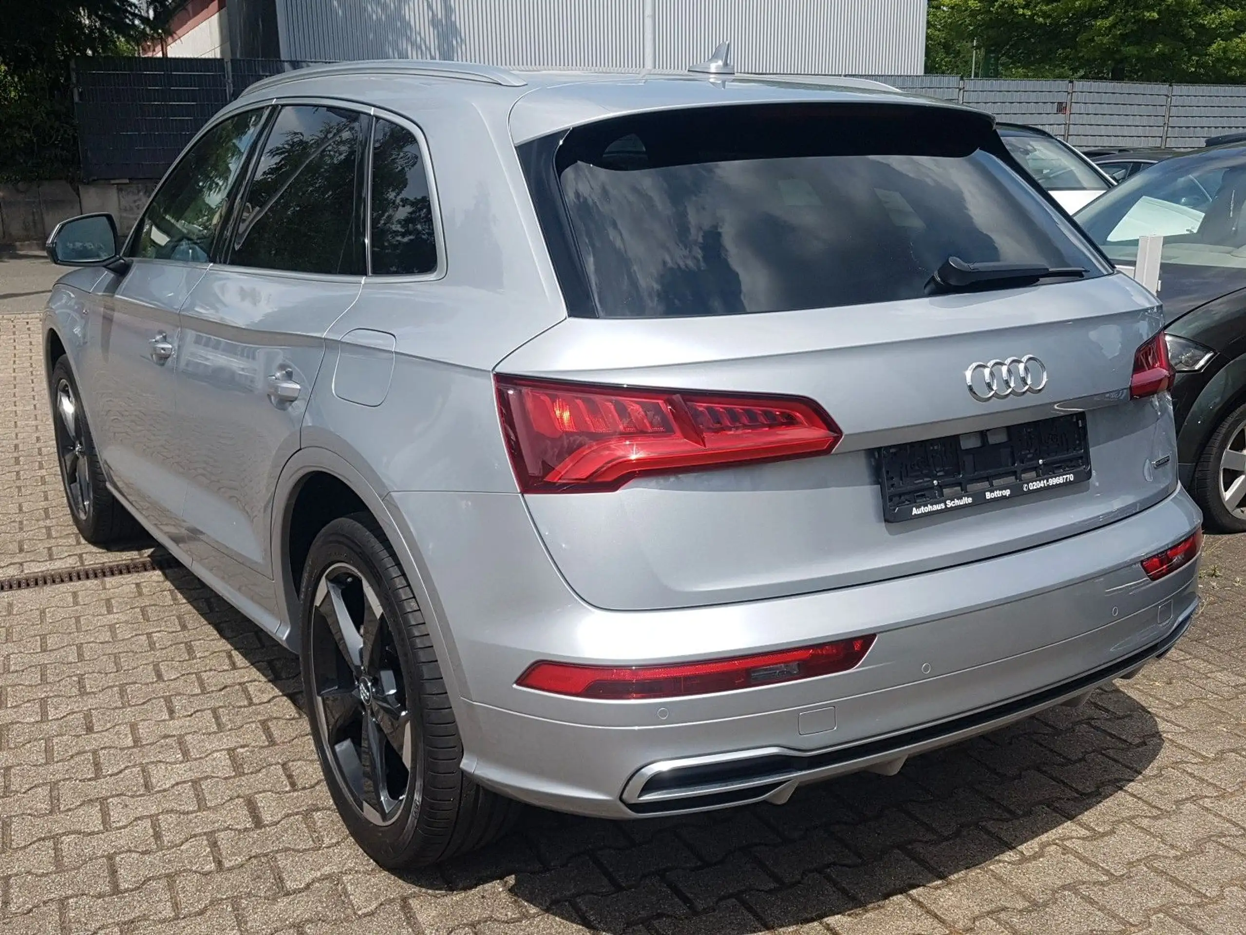 Audi - Q5