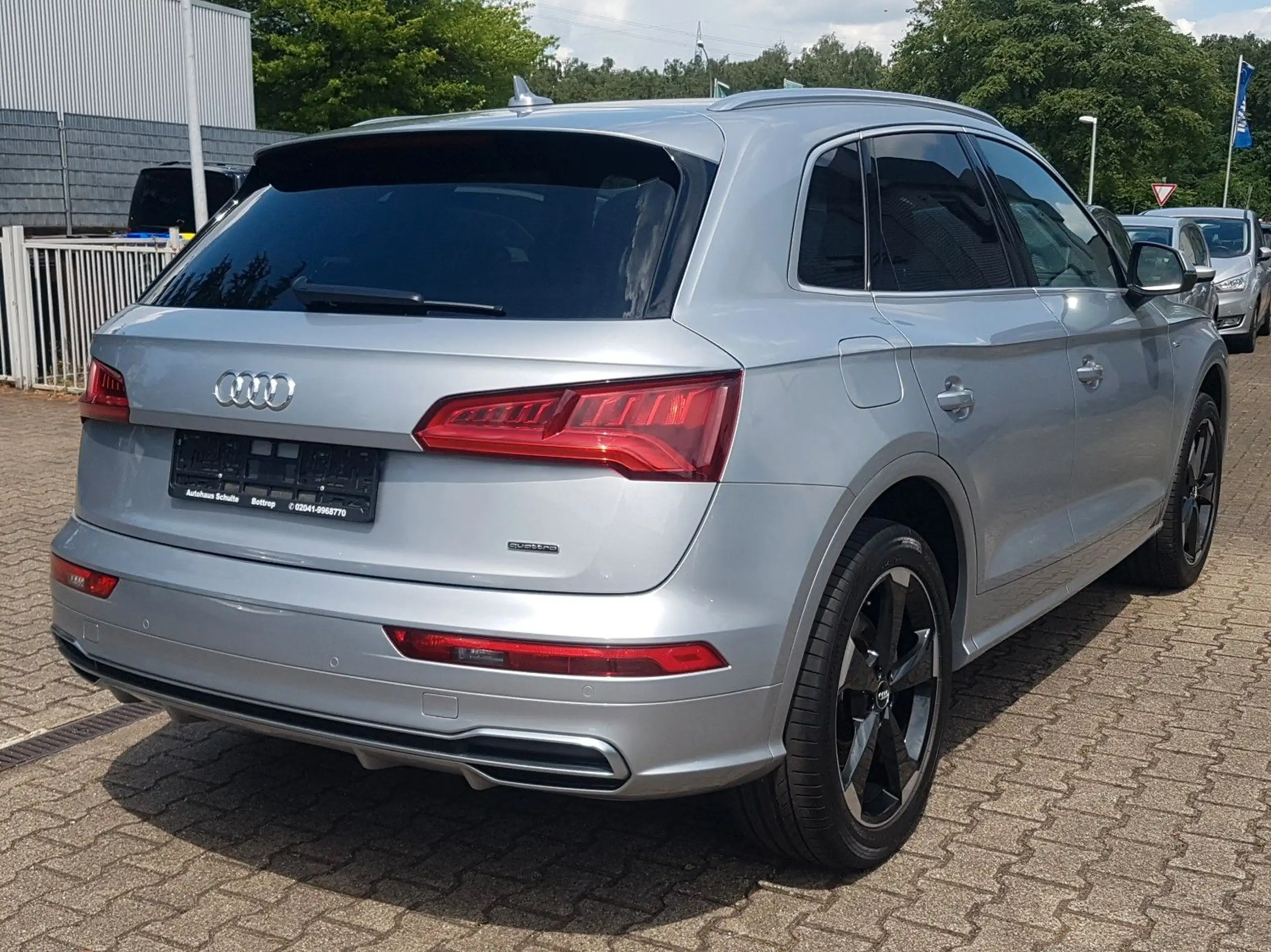 Audi - Q5