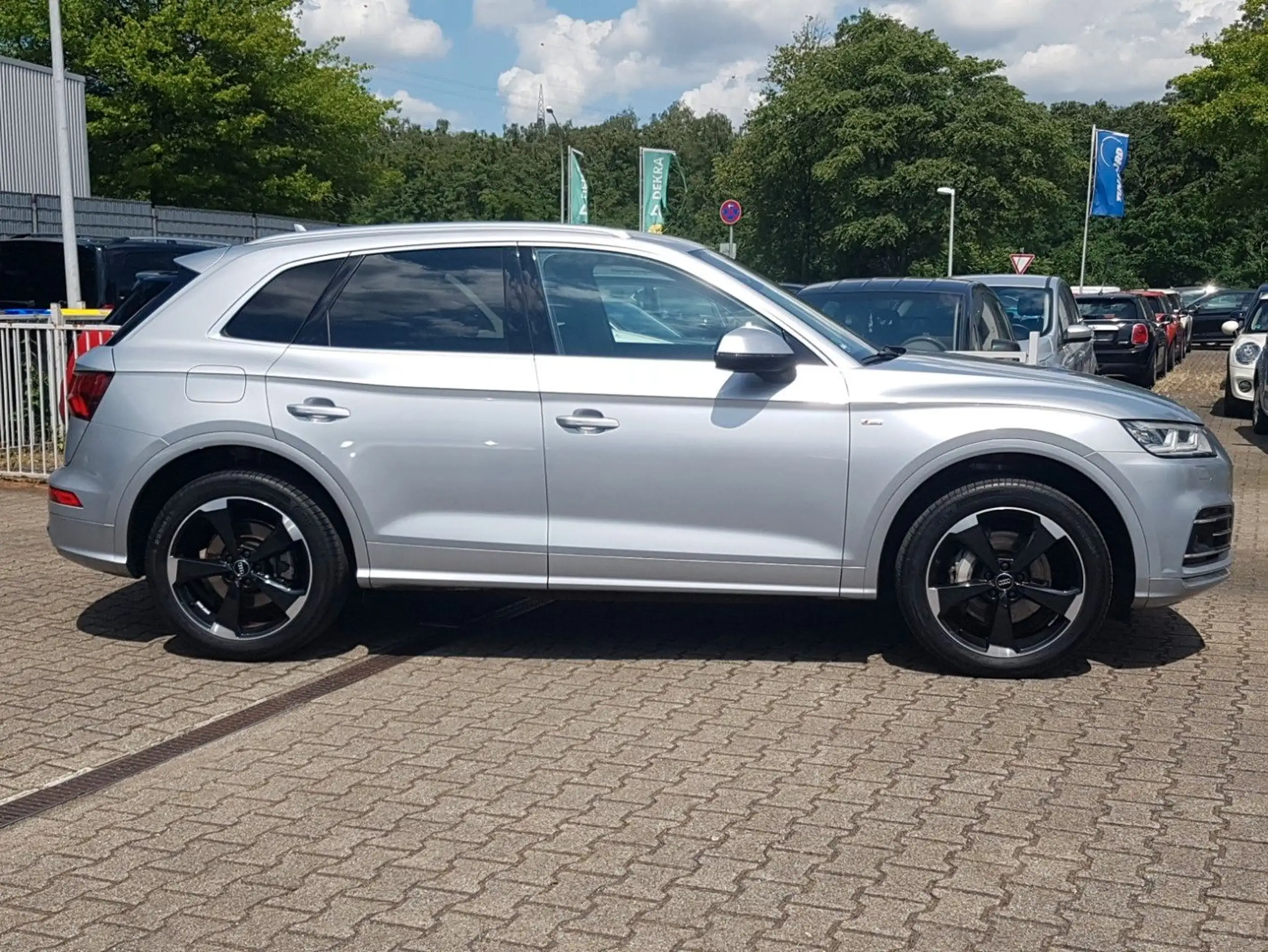 Audi - Q5