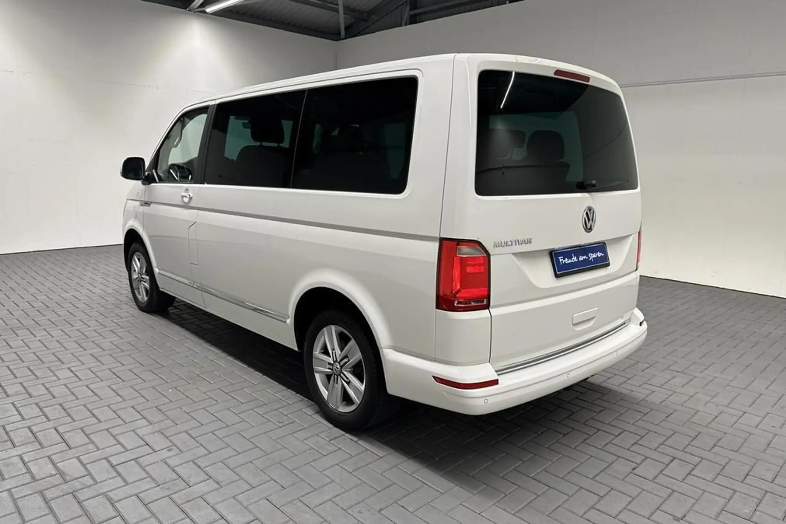 Volkswagen - T6 Multivan